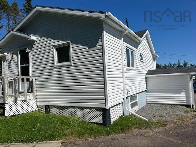 59 De Raymond Street, St. Peters, NS B0E 3B0, 2 Bedrooms Bedrooms, ,2 BathroomsBathrooms,Residential,For Sale,De Raymond,202523221
