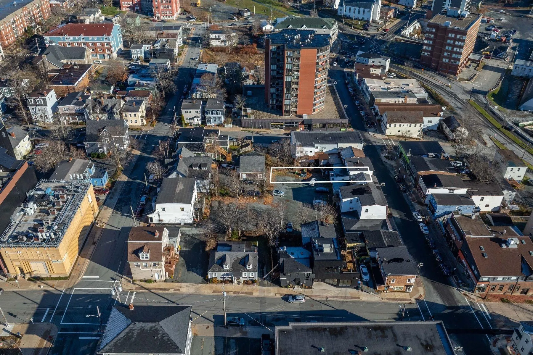 121 Portland Street, Dartmouth, NS B2Y 1H7, 3 Bedrooms Bedrooms, ,Residential Income,For Sale,Portland,202522929