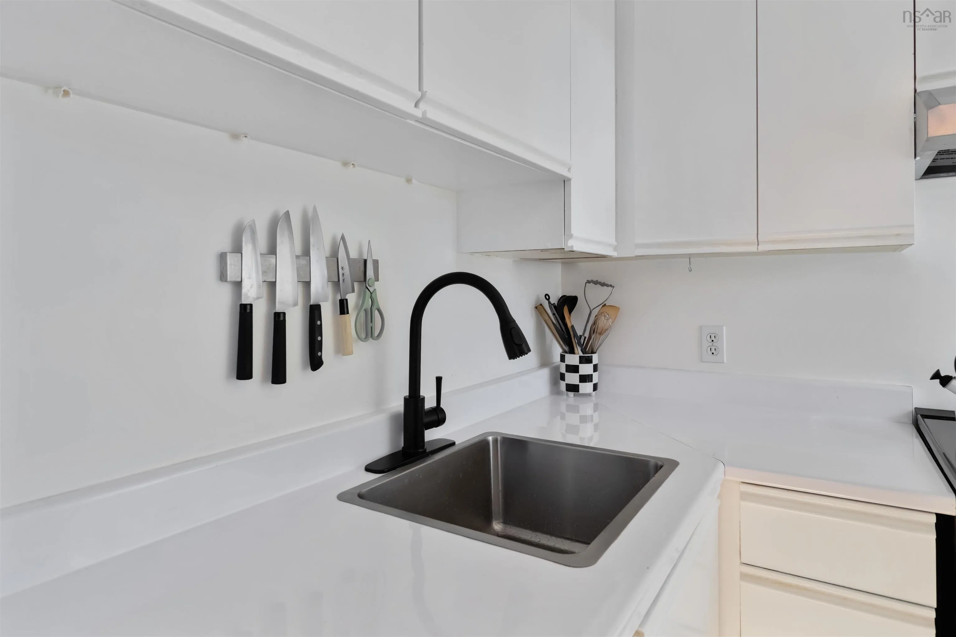 1187 Queen Street Unit 2, Halifax Peninsula, NS B3H 2S4, 1 Bedroom Bedrooms, ,1 BathroomBathrooms,Residential,For Sale,Queen,202523647