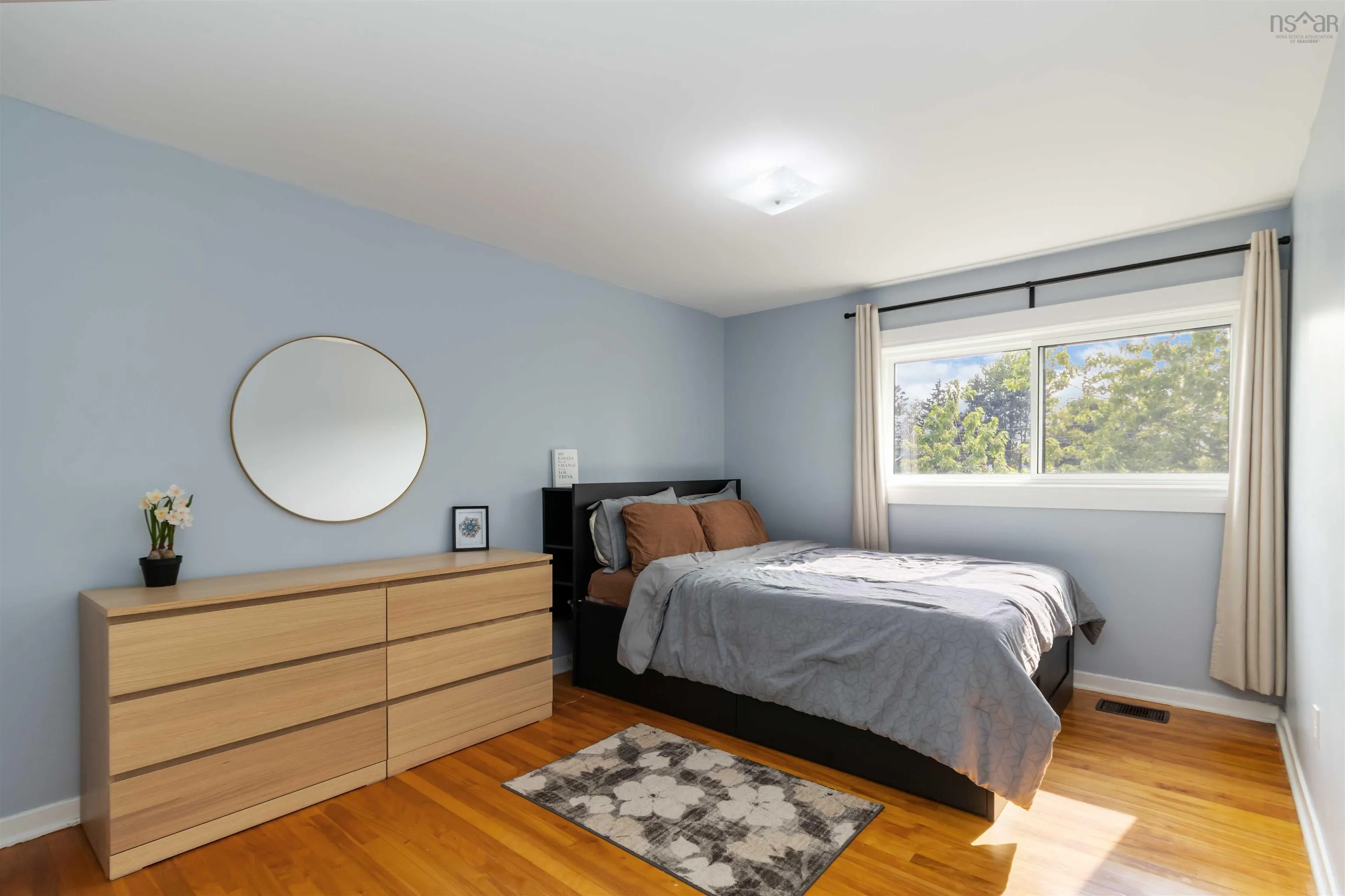 242 Spring Avenue, Dartmouth, NS B2W 1Y3, 4 Bedrooms Bedrooms, ,2 BathroomsBathrooms,Residential,For Sale,Spring Avenue,202520485