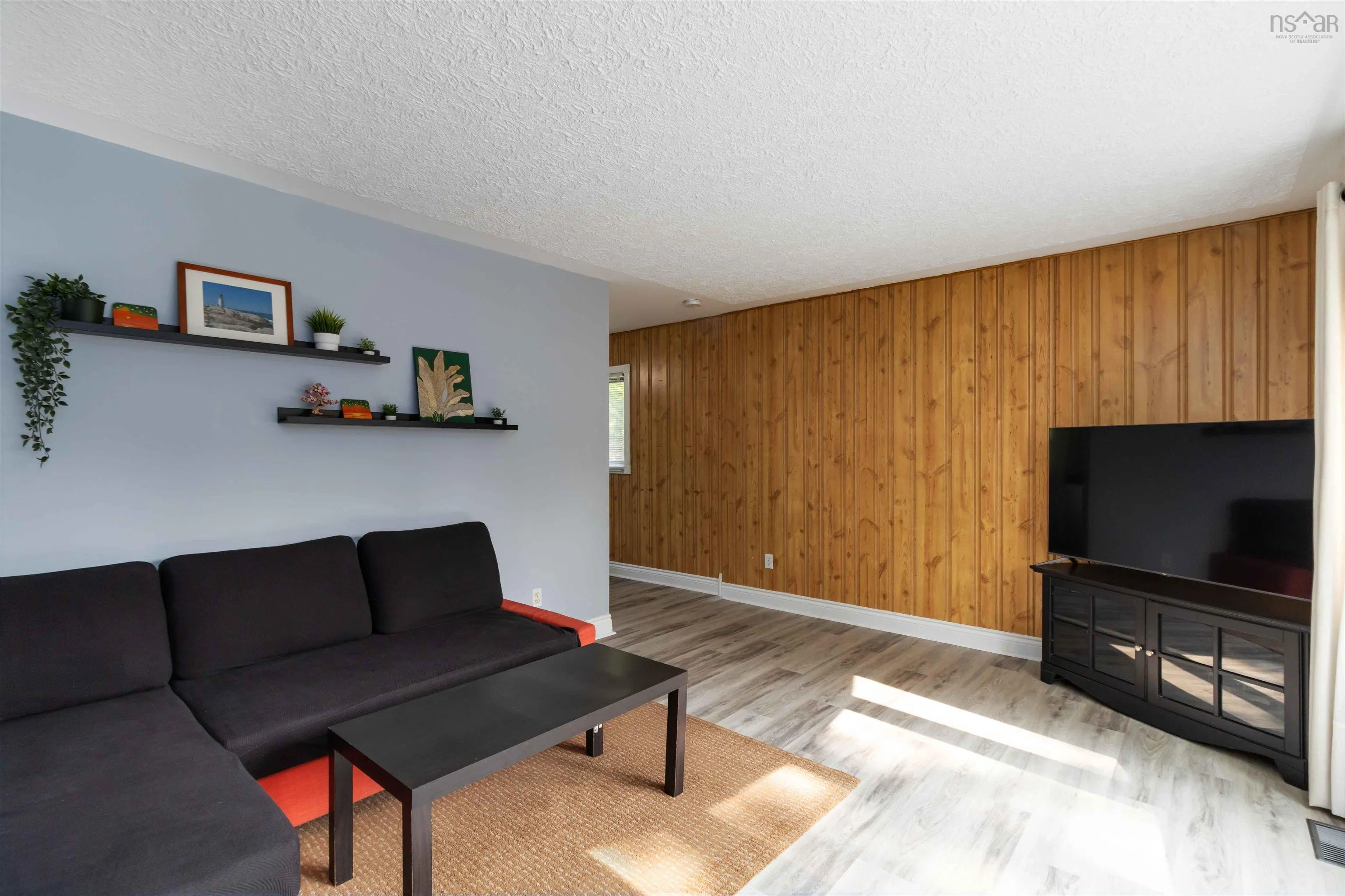 242 Spring Avenue, Dartmouth, NS B2W 1Y3, 4 Bedrooms Bedrooms, ,2 BathroomsBathrooms,Residential,For Sale,Spring Avenue,202520485