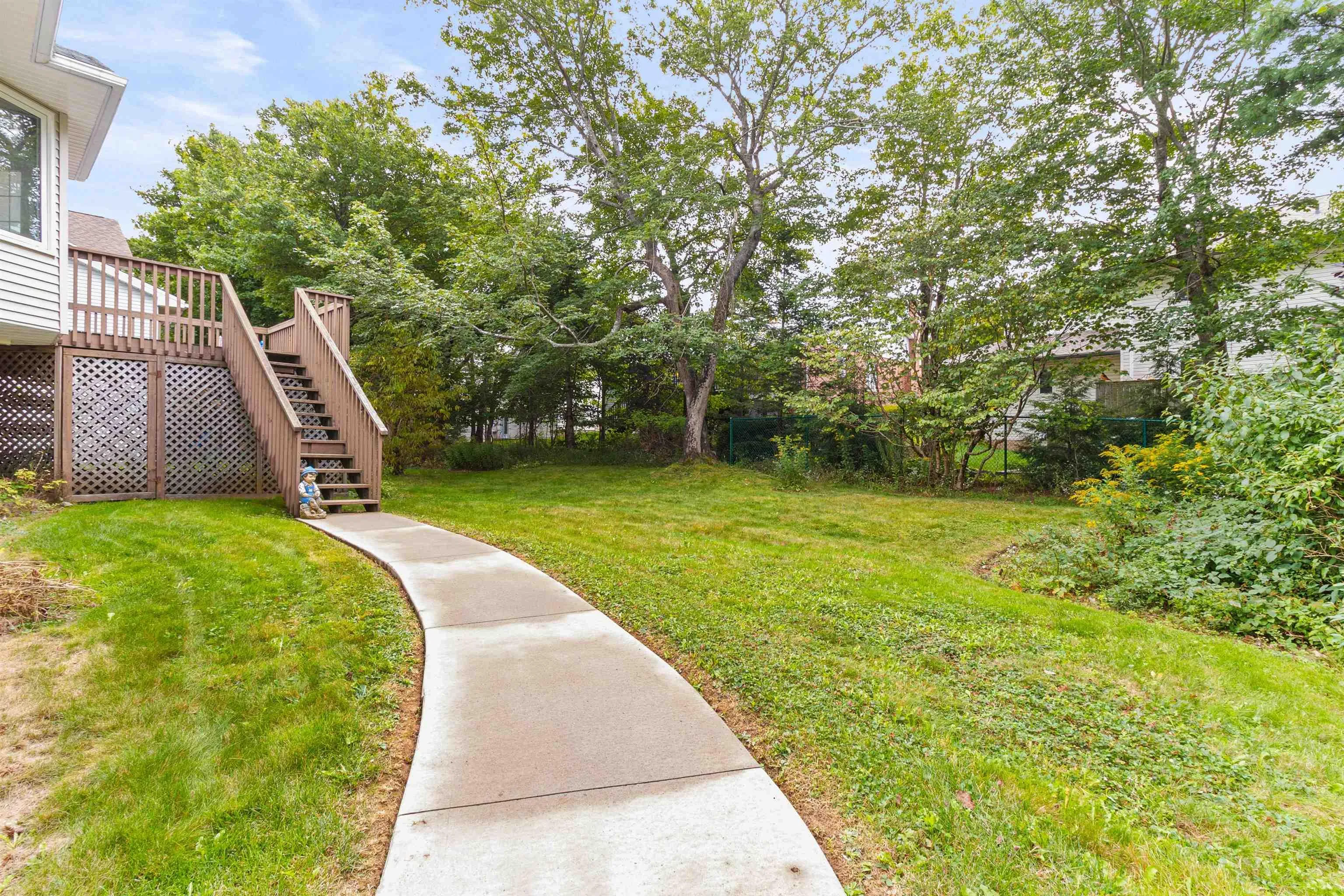 7 Warwick Lane, Halifax, NS B3M 4J3, 4 Bedrooms Bedrooms, ,3 BathroomsBathrooms,Residential,For Sale,Warwick,202524113