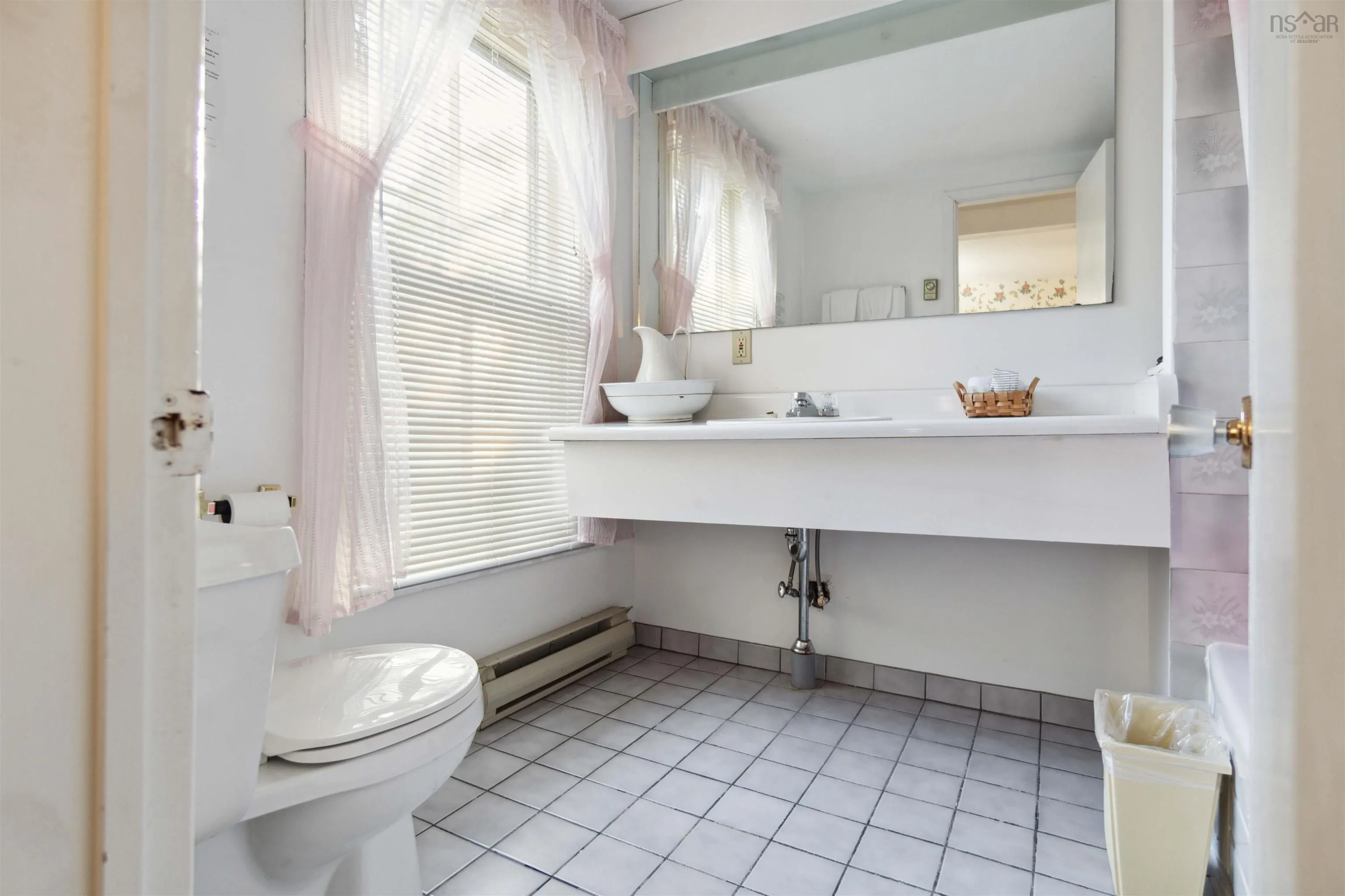 387 Church Hill Road, Sandy Cove Ns B0v 1e0, 8 Bedrooms Bedrooms, ,8 BathroomsBathrooms,Residential,For Sale,Church Hill,202425188