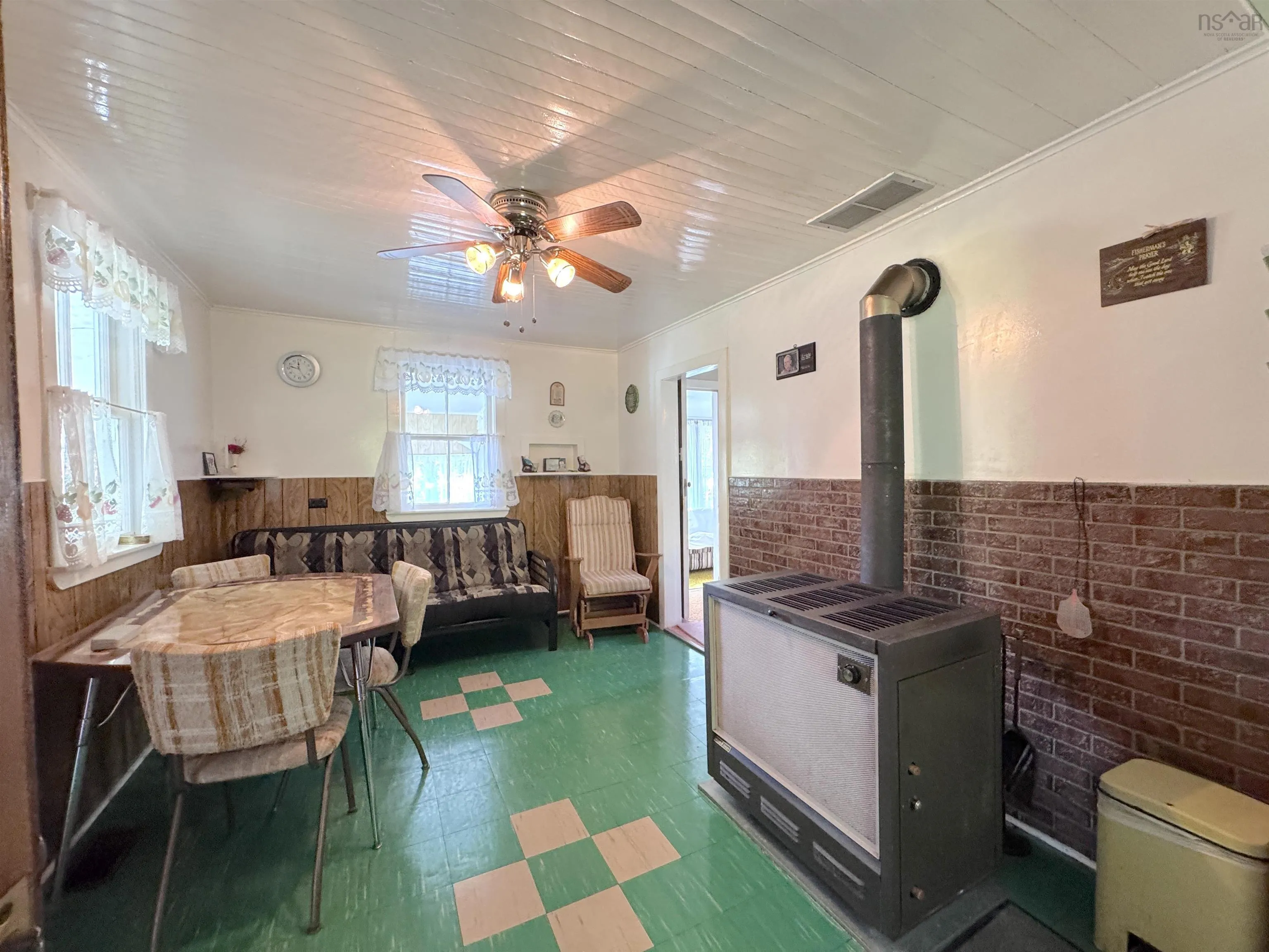 30016 Cabot Trail, South Harbour, NS B0C 1G0, 2 Bedrooms Bedrooms, ,1 BathroomBathrooms,Residential,For Sale,Cabot,202524969