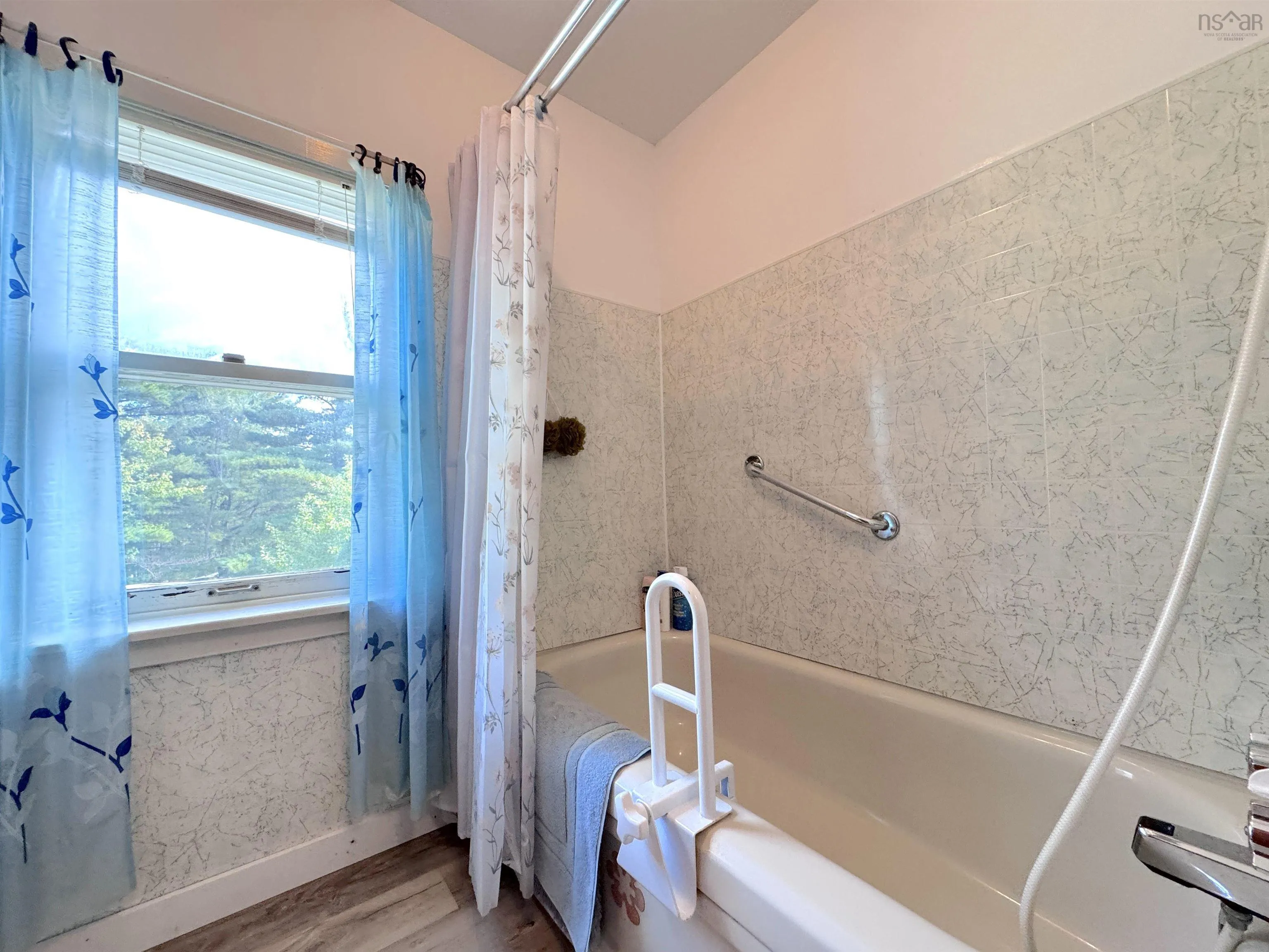 30016 Cabot Trail, South Harbour, NS B0C 1G0, 2 Bedrooms Bedrooms, ,1 BathroomBathrooms,Residential,For Sale,Cabot,202524969