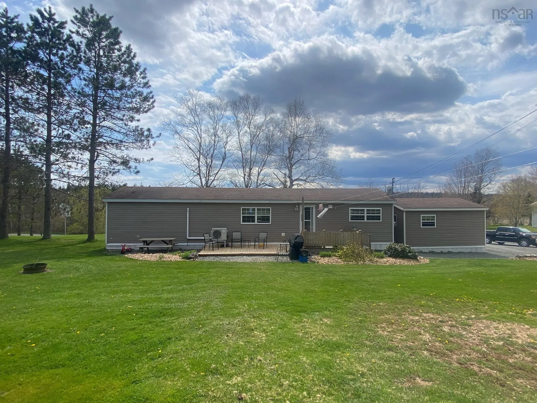 1824 Glen Road, Glen Road Ns B2g 2l3, 4 Bedrooms Bedrooms, ,1 BathroomBathrooms,Residential,For Sale,Glen,202509663