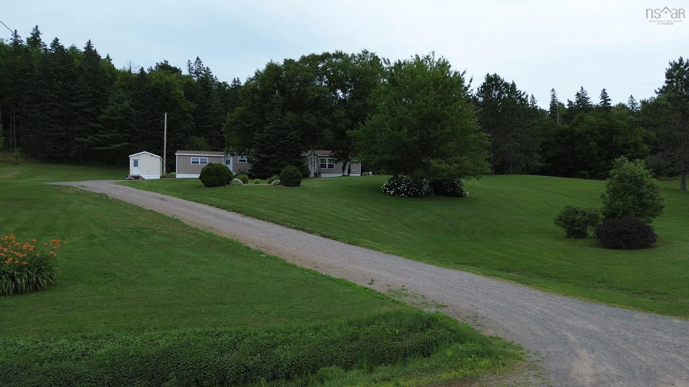 1824 Glen Road, Glen Road Ns B2g 2l3, 4 Bedrooms Bedrooms, ,1 BathroomBathrooms,Residential,For Sale,Glen,202509663