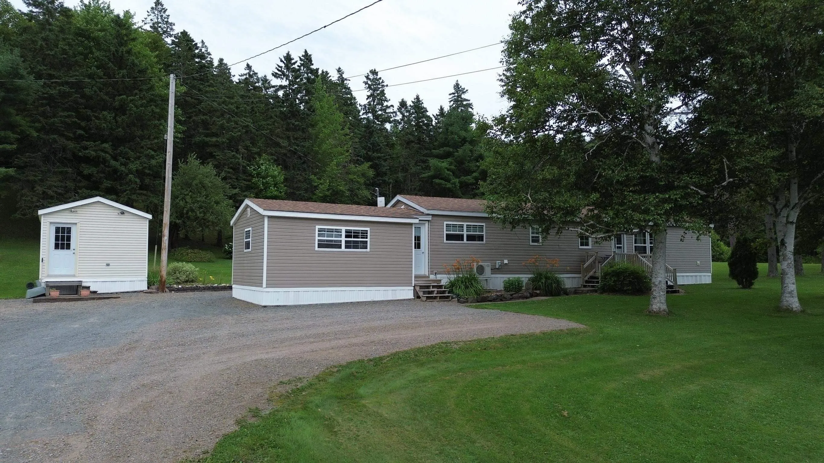 1824 Glen Road, Glen Road Ns B2g 2l3, 4 Bedrooms Bedrooms, ,1 BathroomBathrooms,Residential,For Sale,Glen,202509663