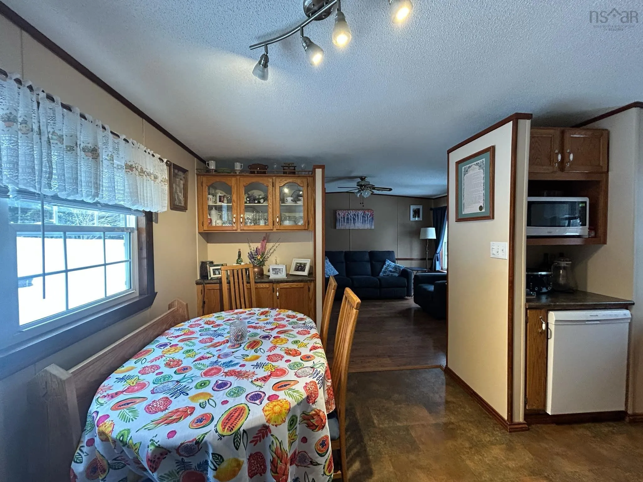 1824 Glen Road, Glen Road Ns B2g 2l3, 4 Bedrooms Bedrooms, ,1 BathroomBathrooms,Residential,For Sale,Glen,202509663