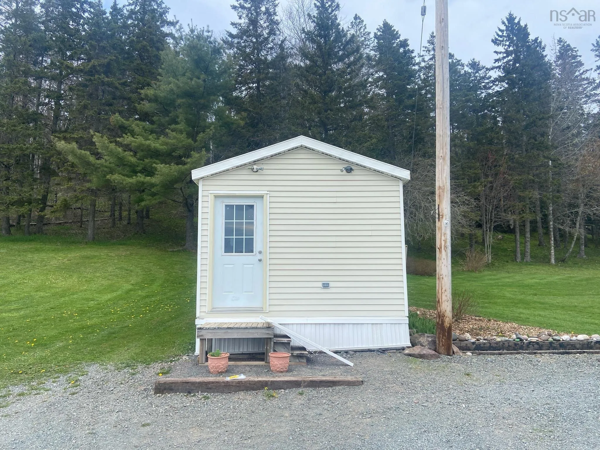 1824 Glen Road, Glen Road Ns B2g 2l3, 4 Bedrooms Bedrooms, ,1 BathroomBathrooms,Residential,For Sale,Glen,202509663