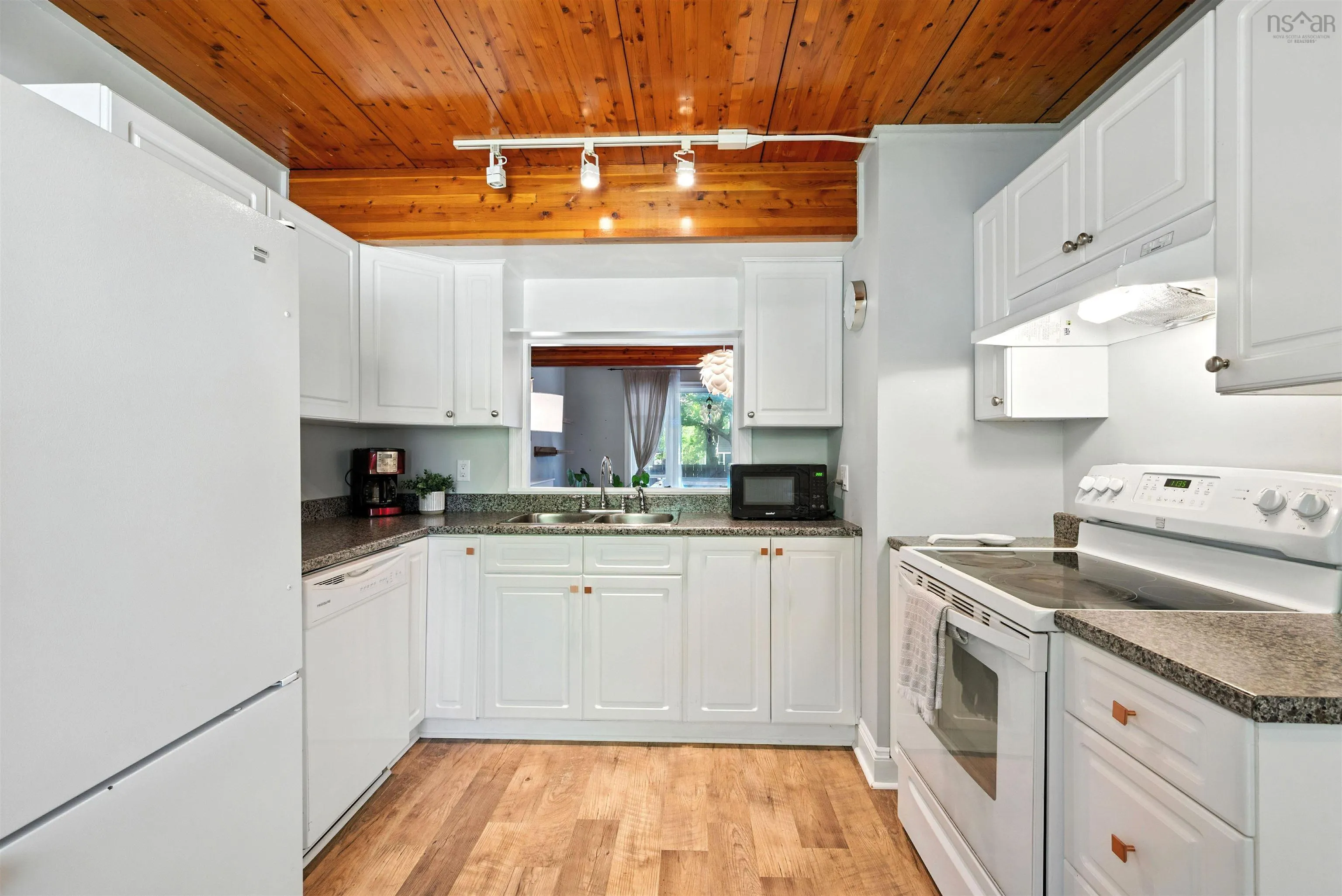 143 Ridge Valley Road, Halifax, NS B3P 2K1, 3 Bedrooms Bedrooms, ,1 BathroomBathrooms,Residential,For Sale,Ridge Valley,202521252
