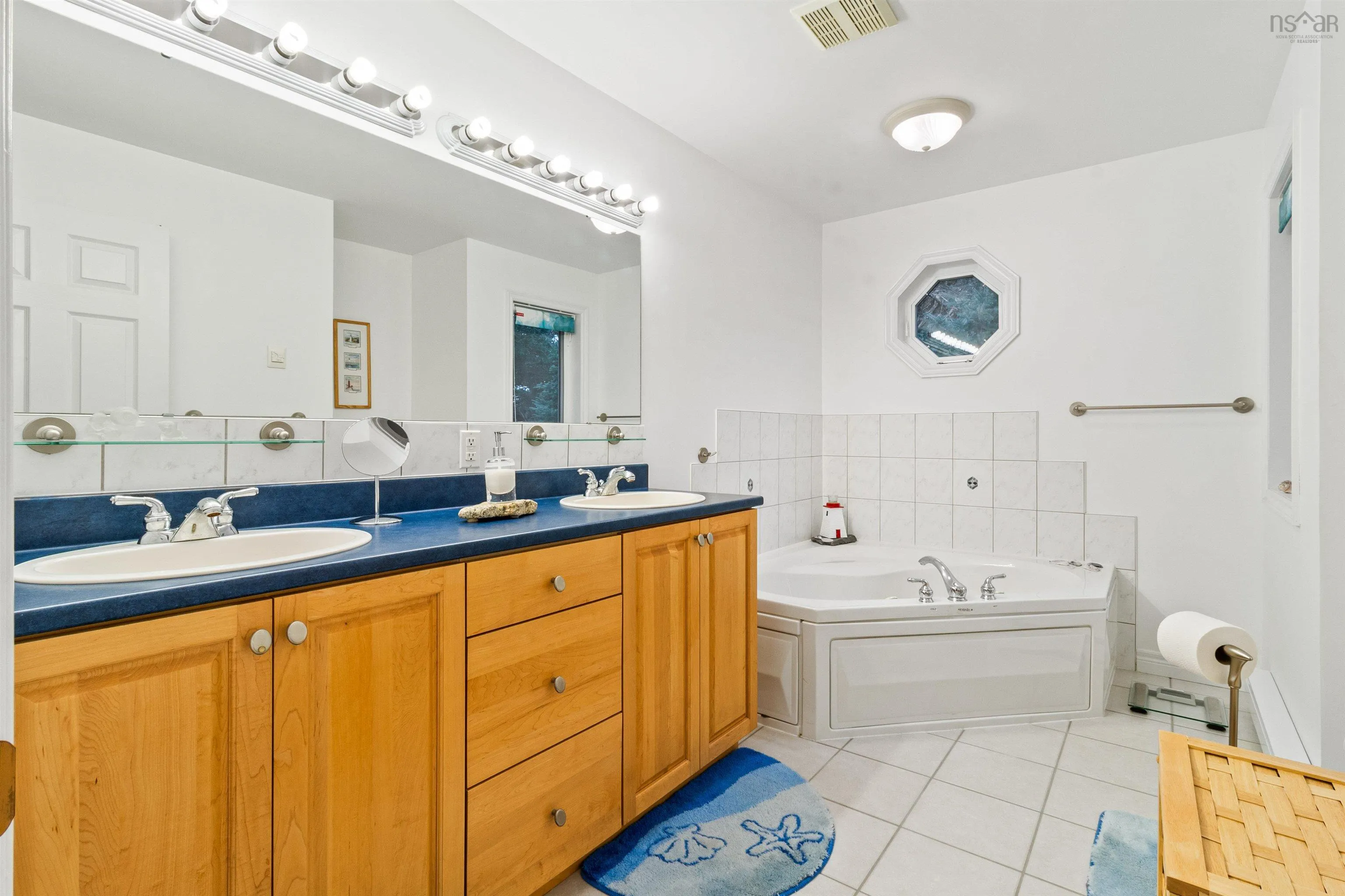 821 Shad Point Parkway, Blind Bay Ns B3z 4c4, 2 Bedrooms Bedrooms, ,2 BathroomsBathrooms,Residential,For Sale,Shad Point,202505532