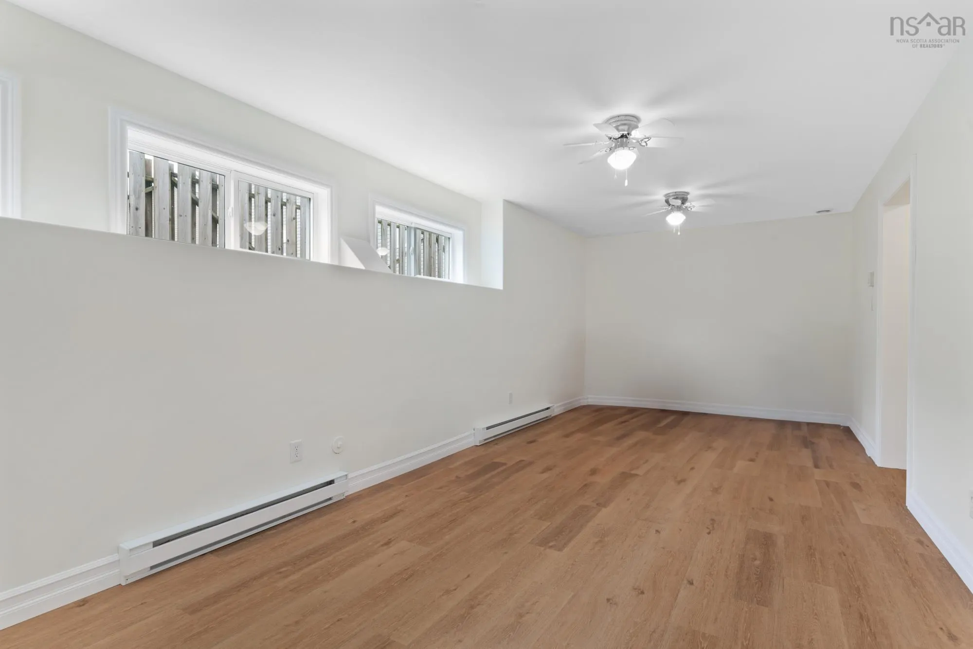16 Esh Lane, Eastern Passage, NS B3B 0E3, 3 Bedrooms Bedrooms, ,4 BathroomsBathrooms,Residential,For Sale,Esh,202517529