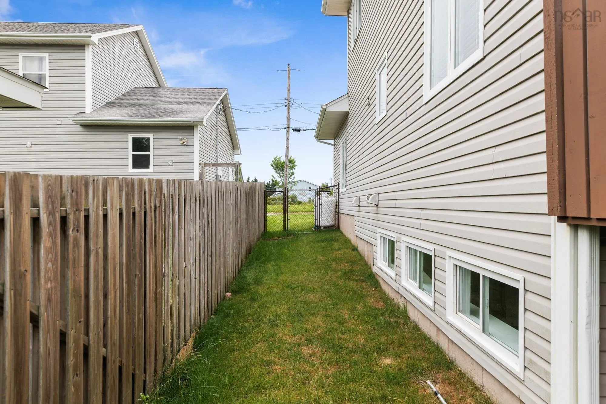 16 Esh Lane, Eastern Passage, NS B3B 0E3, 3 Bedrooms Bedrooms, ,4 BathroomsBathrooms,Residential,For Sale,Esh,202517529