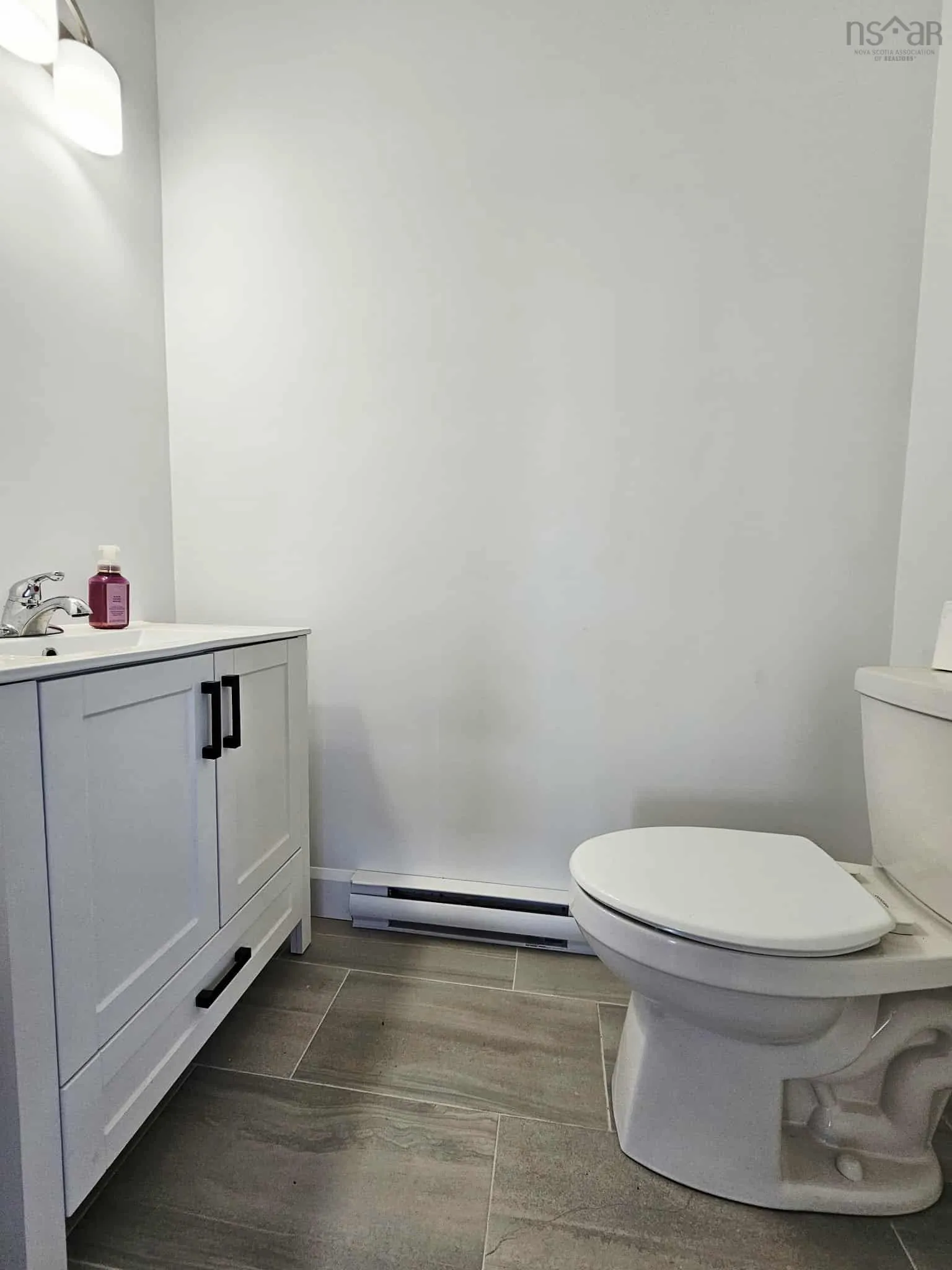 11297 Highway 2, Masstown, NS B0M 1G0, 3 Bedrooms Bedrooms, ,3 BathroomsBathrooms,Residential,For Sale,Highway 2,202521910