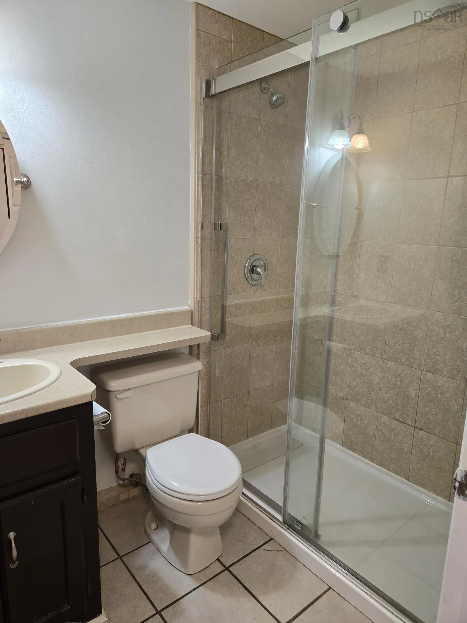 8 Sherwood Street, Cole Harbour, NS B2V 2P4, 3 Bedrooms Bedrooms, ,2 BathroomsBathrooms,Residential,For Sale,Sherwood,202523304