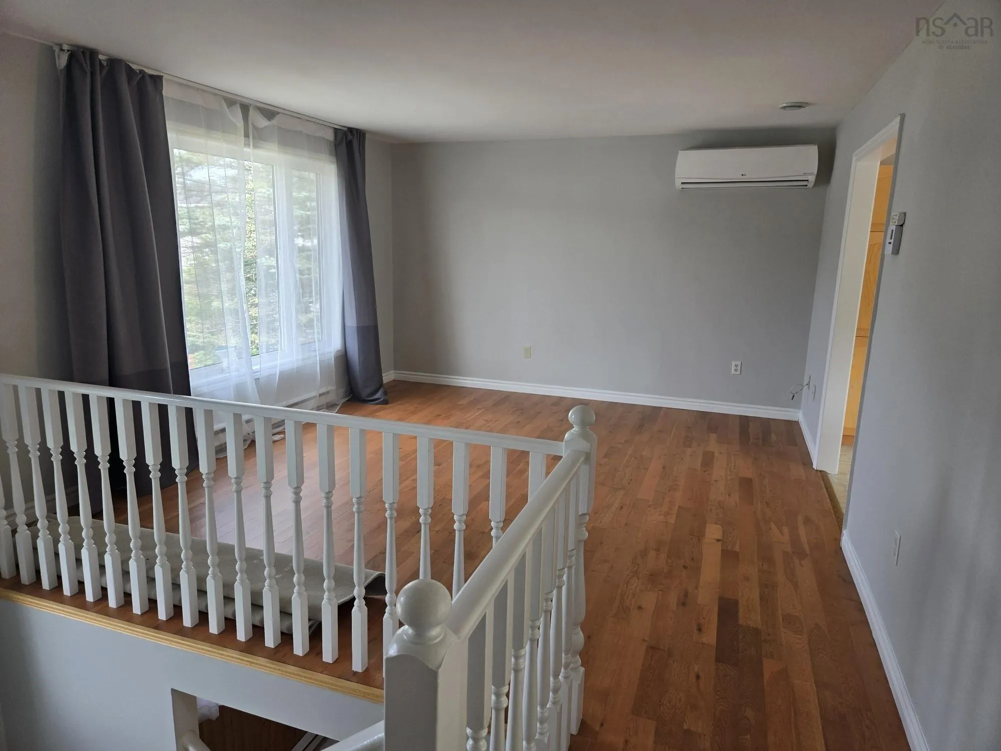 8 Sherwood Street, Cole Harbour, NS B2V 2P4, 3 Bedrooms Bedrooms, ,2 BathroomsBathrooms,Residential,For Sale,Sherwood,202523304