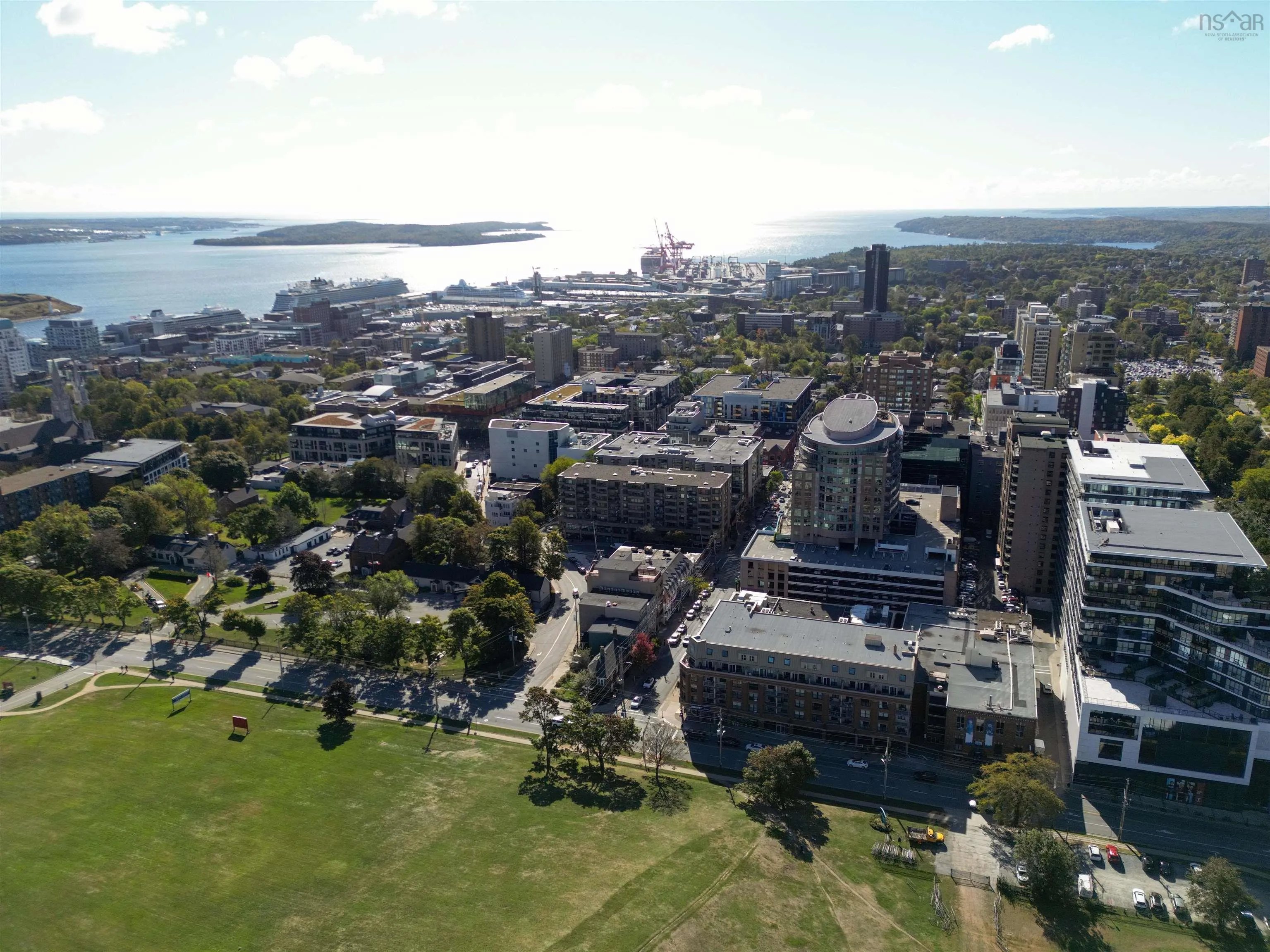 301-5530 Artillery Place, Halifax, NS B3J 1J3, 2 Bedrooms Bedrooms, ,2 BathroomsBathrooms,Residential,For Sale,Artillery,202525414