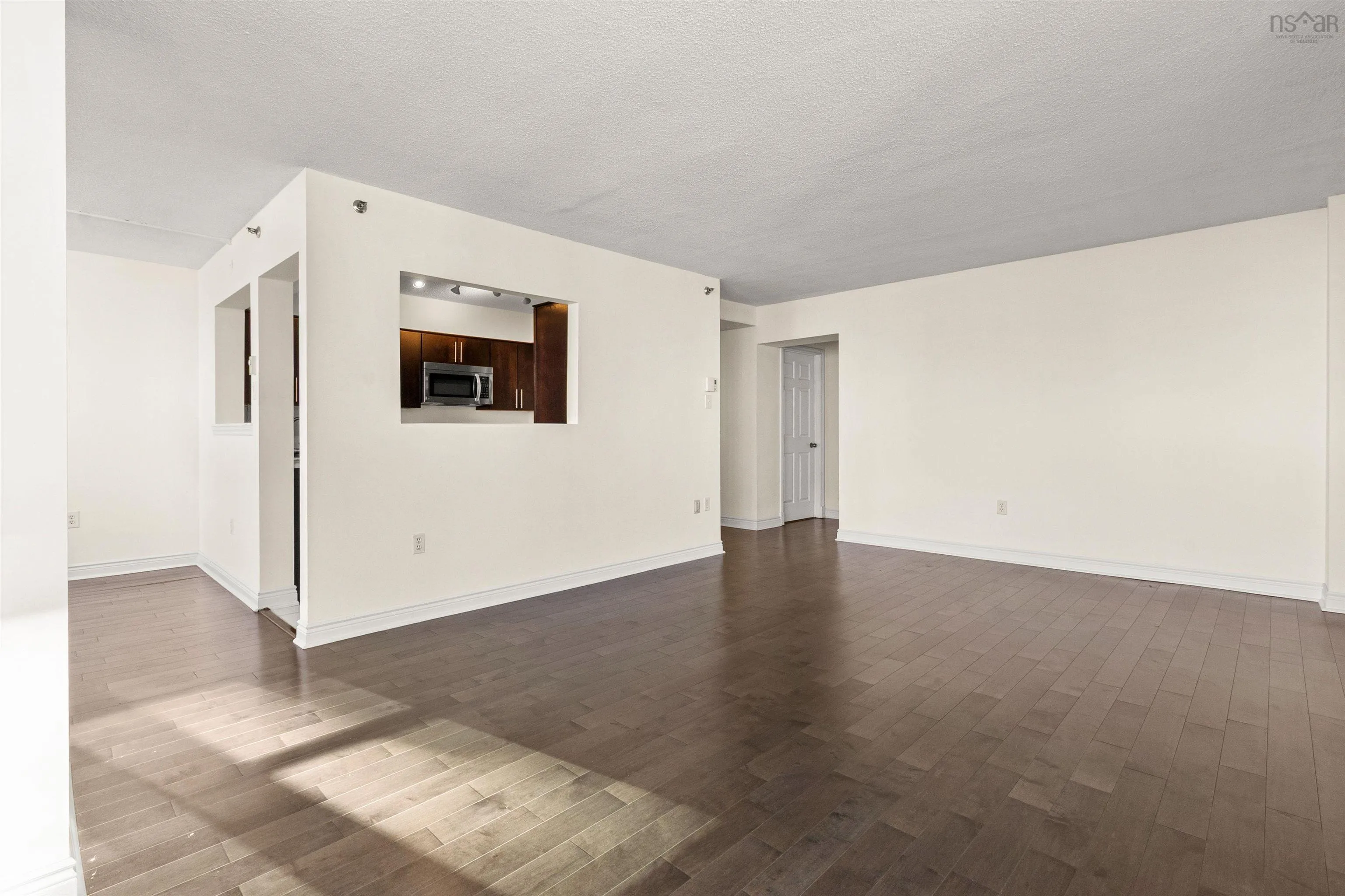 301-5530 Artillery Place, Halifax, NS B3J 1J3, 2 Bedrooms Bedrooms, ,2 BathroomsBathrooms,Residential,For Sale,Artillery,202525414