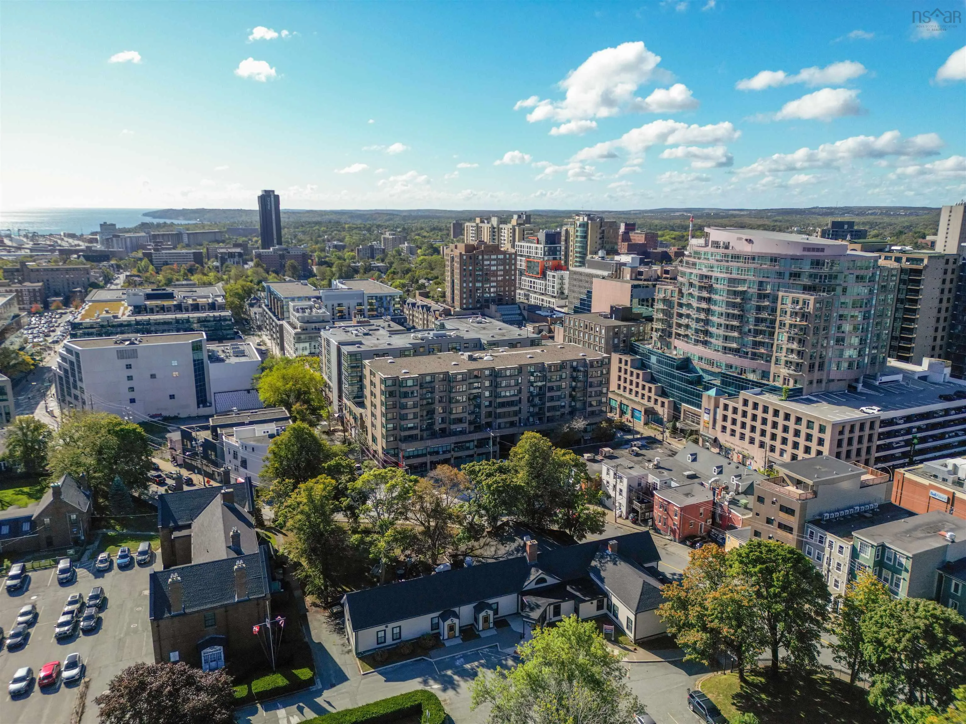 301-5530 Artillery Place, Halifax, NS B3J 1J3, 2 Bedrooms Bedrooms, ,2 BathroomsBathrooms,Residential,For Sale,Artillery,202525414