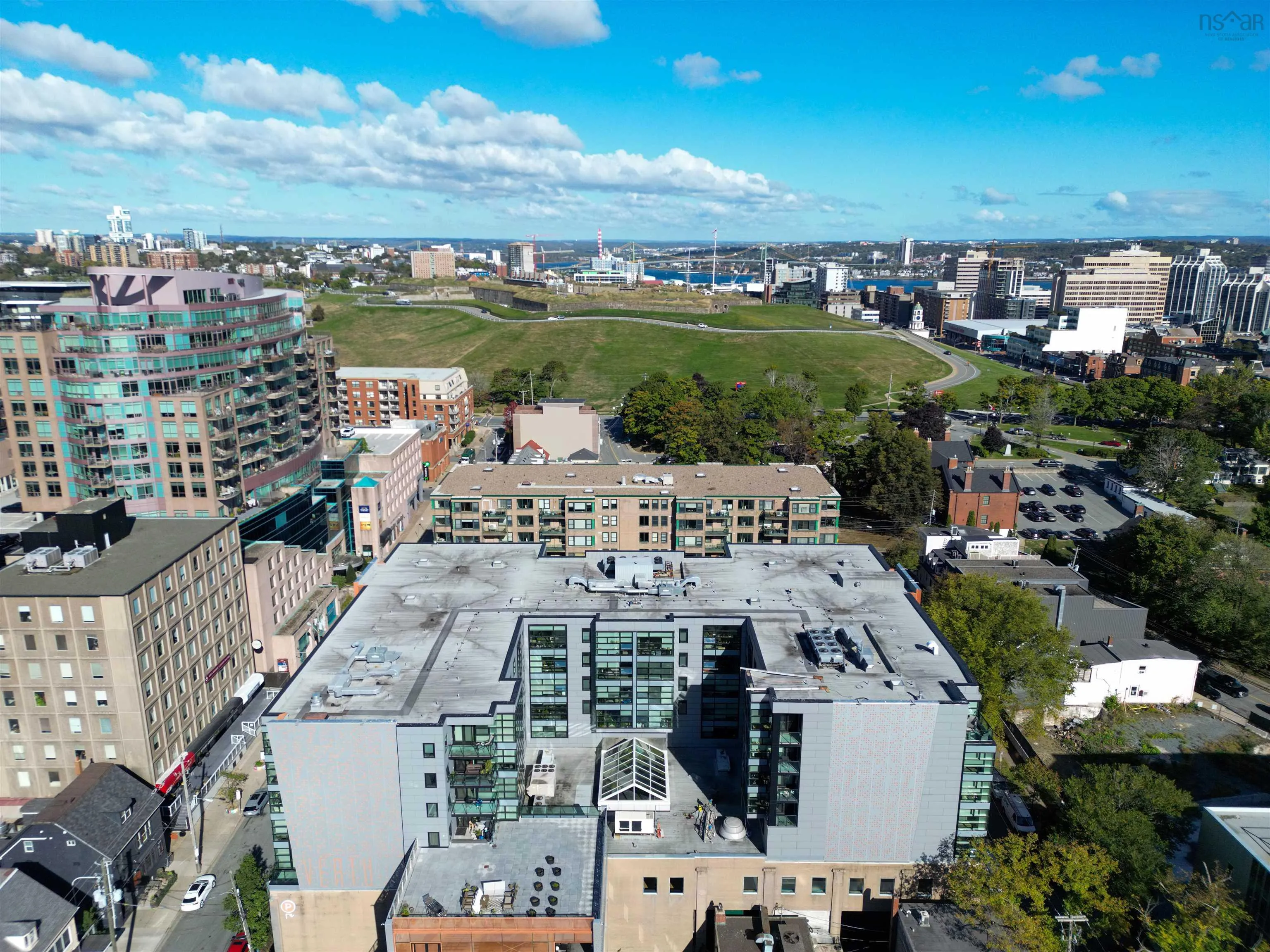 301-5530 Artillery Place, Halifax, NS B3J 1J3, 2 Bedrooms Bedrooms, ,2 BathroomsBathrooms,Residential,For Sale,Artillery,202525414