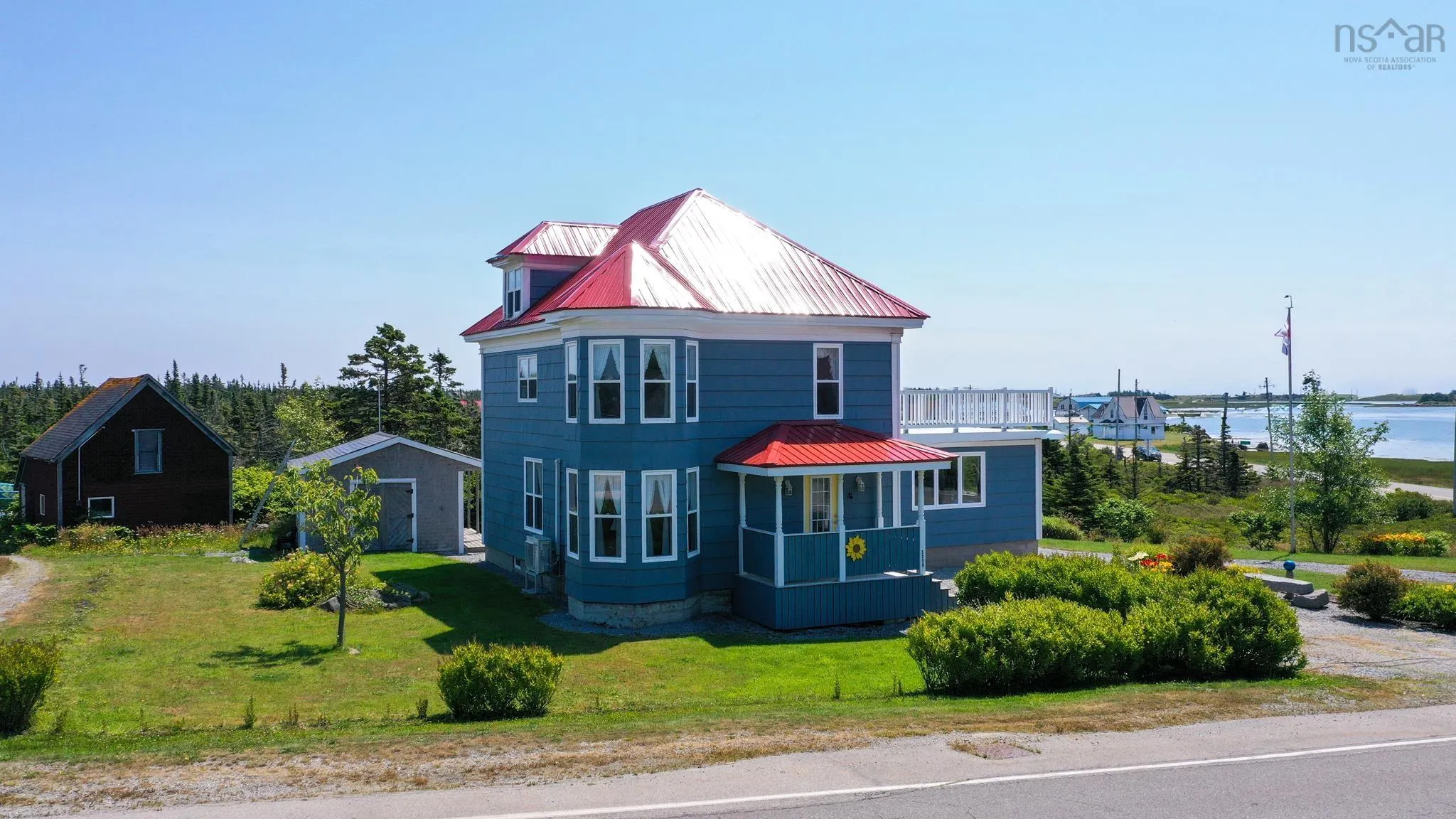 3009 Main Street, Clarks Harbour, NS B0W 1P0, 3 Bedrooms Bedrooms, ,2 BathroomsBathrooms,Residential,For Sale,Main,202519277
