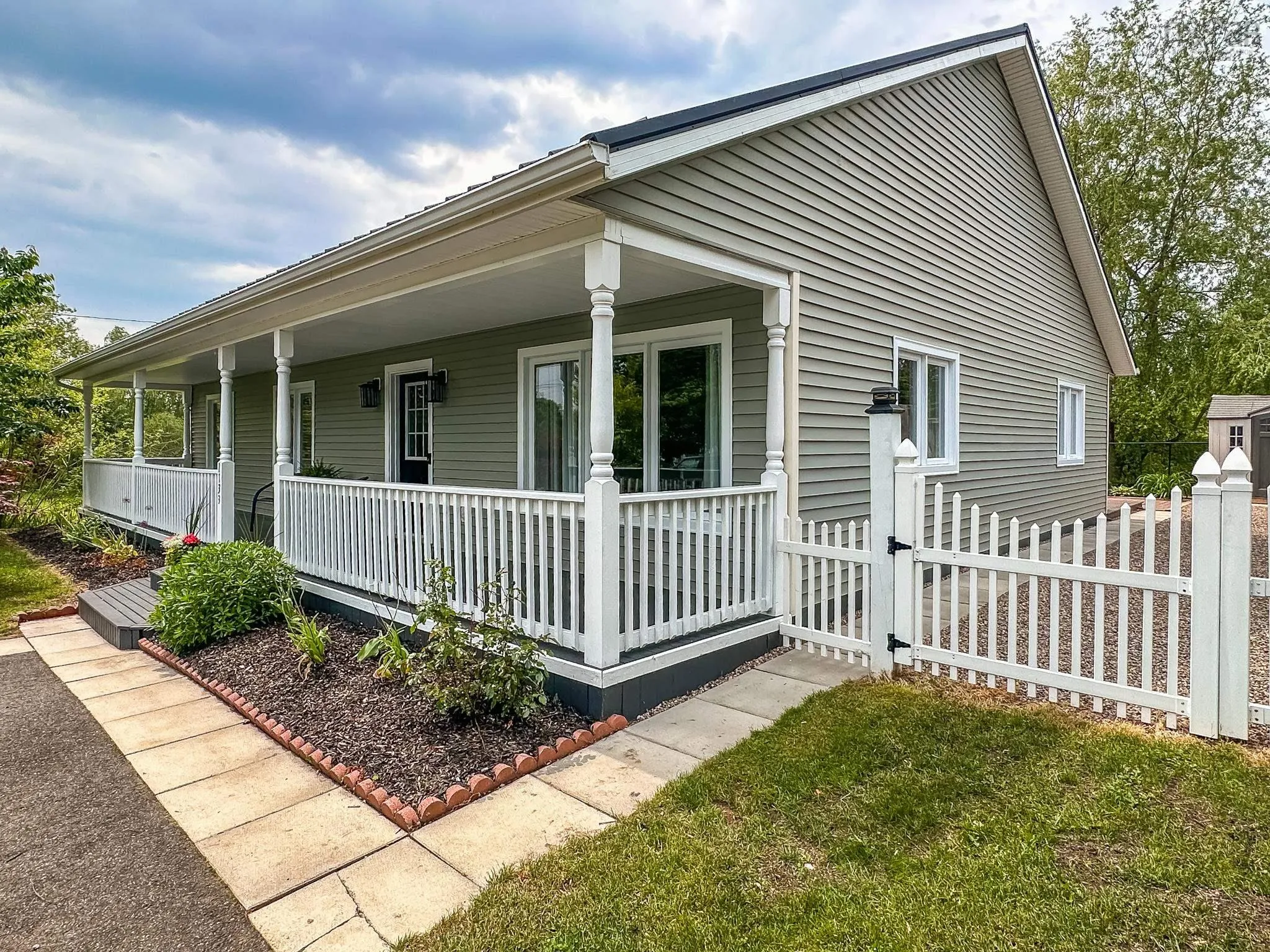 1133 Chapel Street, Canning, NS B0P 1H0, 3 Bedrooms Bedrooms, ,2 BathroomsBathrooms,Residential,For Sale,Chapel,202514579