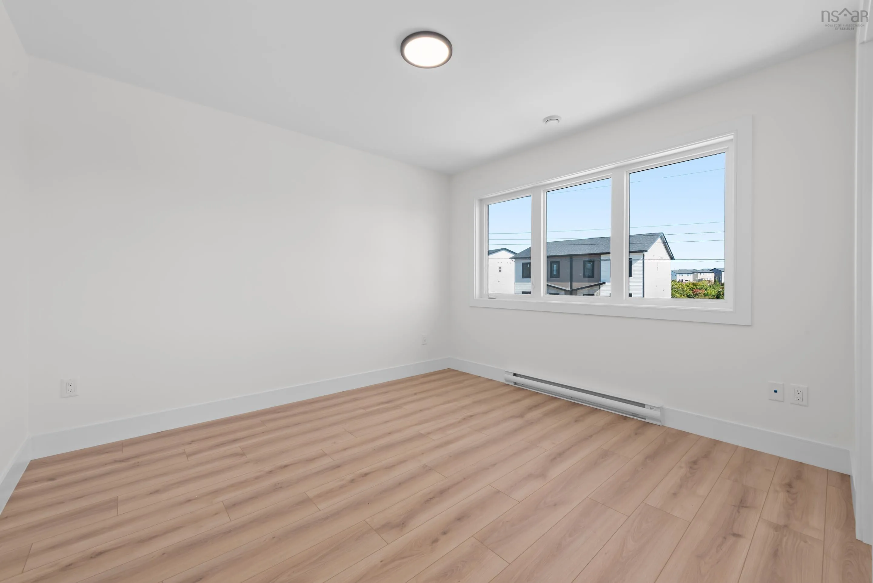 130 Colonial Crescent, Halifax Ns B3r 0h8, 5 Bedrooms Bedrooms, ,4 BathroomsBathrooms,Residential,For Sale,Colonial,202505169