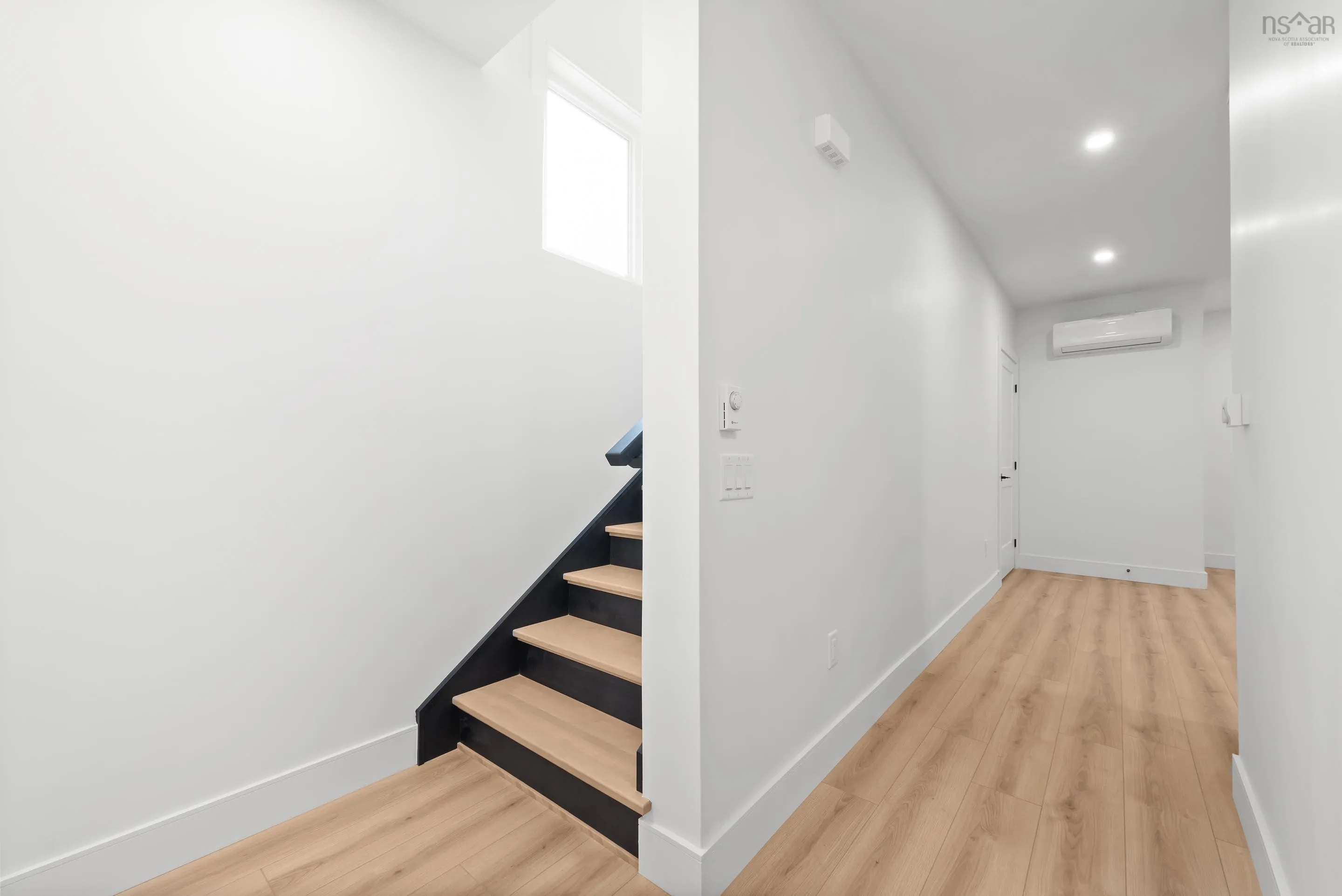 130 Colonial Crescent, Halifax Ns B3r 0h8, 5 Bedrooms Bedrooms, ,4 BathroomsBathrooms,Residential,For Sale,Colonial,202505169