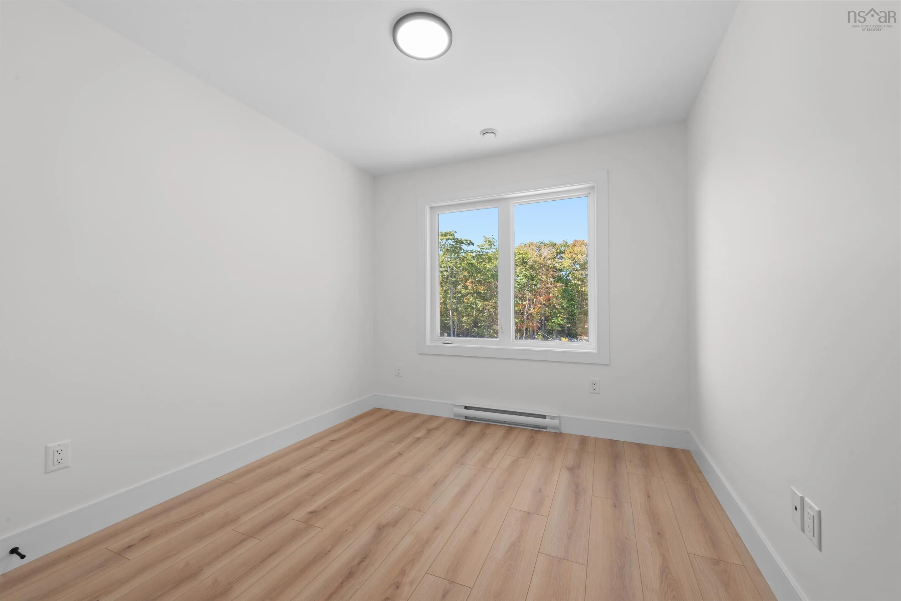 130 Colonial Crescent, Halifax Ns B3r 0h8, 5 Bedrooms Bedrooms, ,4 BathroomsBathrooms,Residential,For Sale,Colonial,202505169