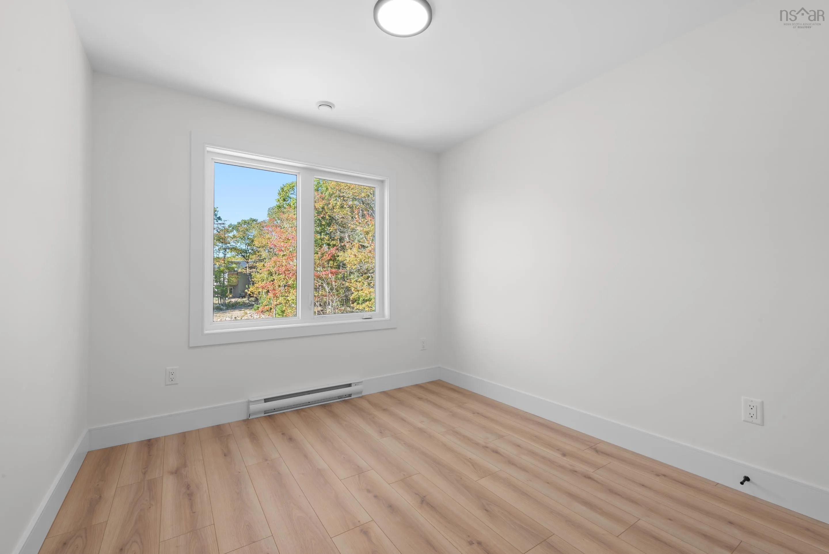 130 Colonial Crescent, Halifax Ns B3r 0h8, 5 Bedrooms Bedrooms, ,4 BathroomsBathrooms,Residential,For Sale,Colonial,202505169