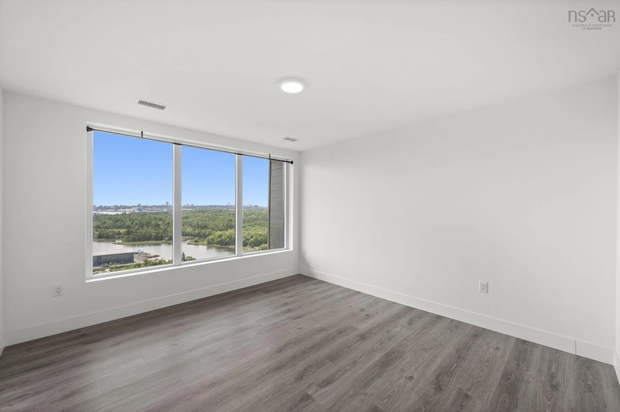 1704-72 Seapoint Road, Dartmouth, NS B3B 0R8, 2 Bedrooms Bedrooms, ,2 BathroomsBathrooms,Residential,For Sale,Seapoint,202519969