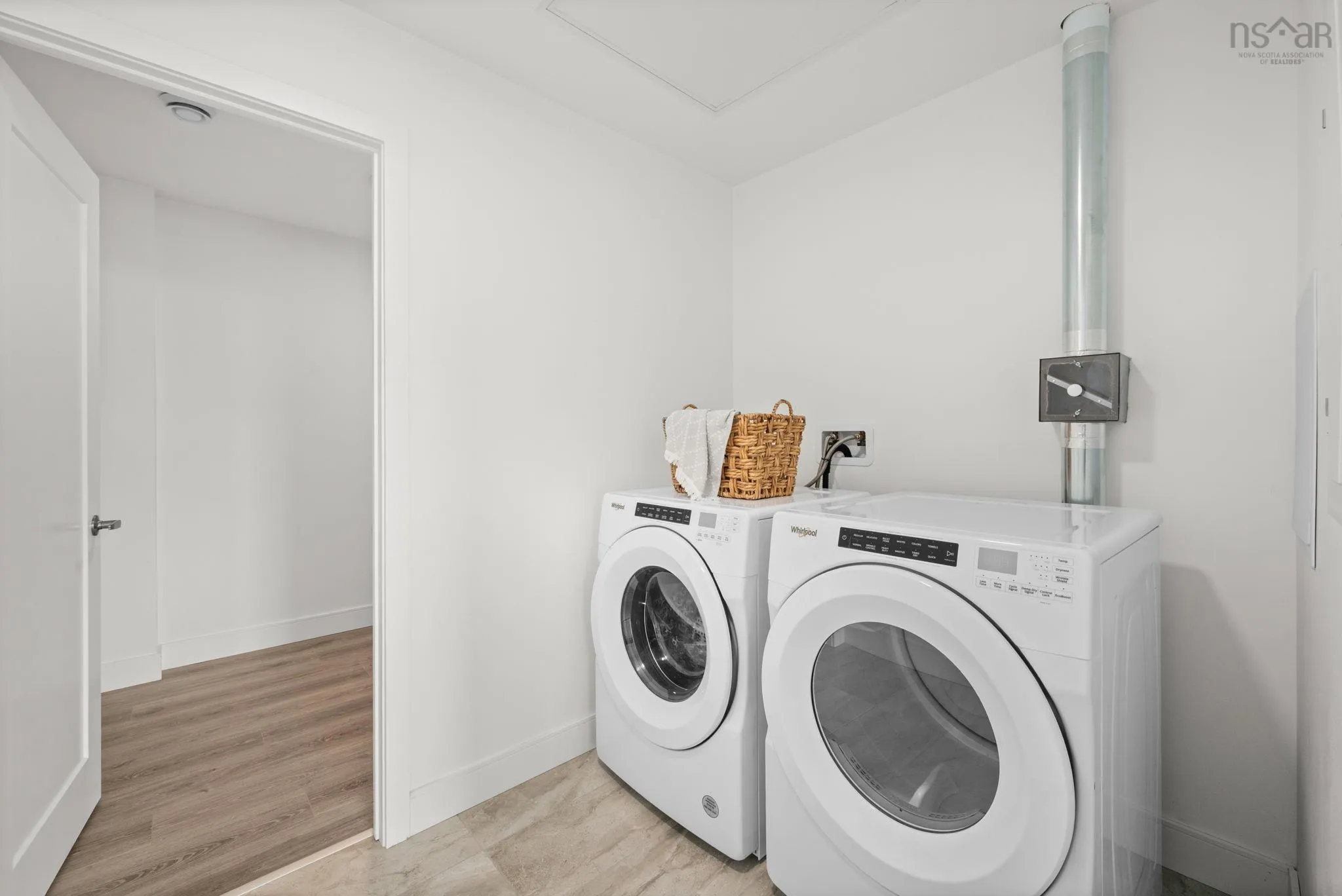 1704-72 Seapoint Road, Dartmouth, NS B3B 0R8, 2 Bedrooms Bedrooms, ,2 BathroomsBathrooms,Residential,For Sale,Seapoint,202519969