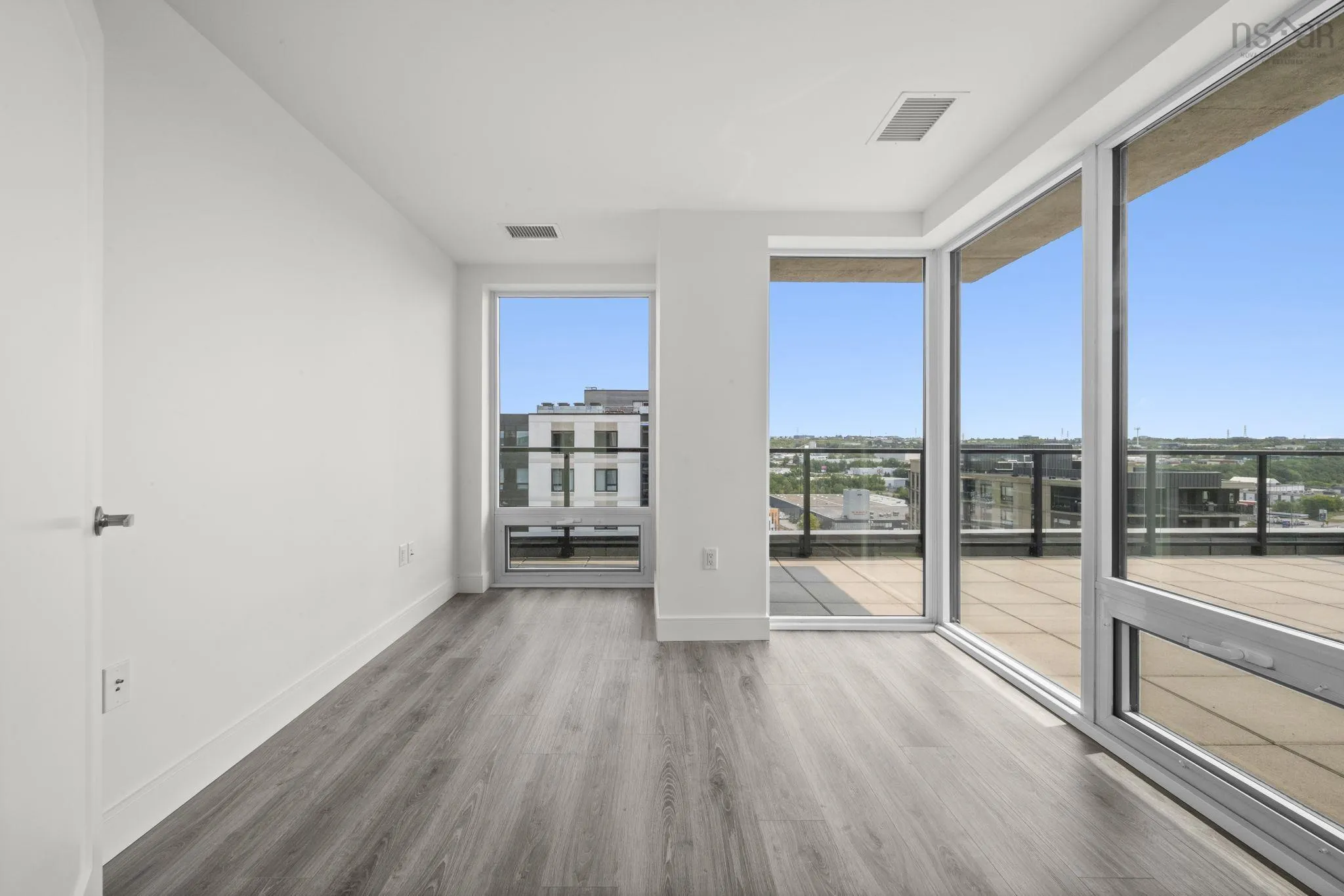 1704-72 Seapoint Road, Dartmouth, NS B3B 0R8, 2 Bedrooms Bedrooms, ,2 BathroomsBathrooms,Residential,For Sale,Seapoint,202519969