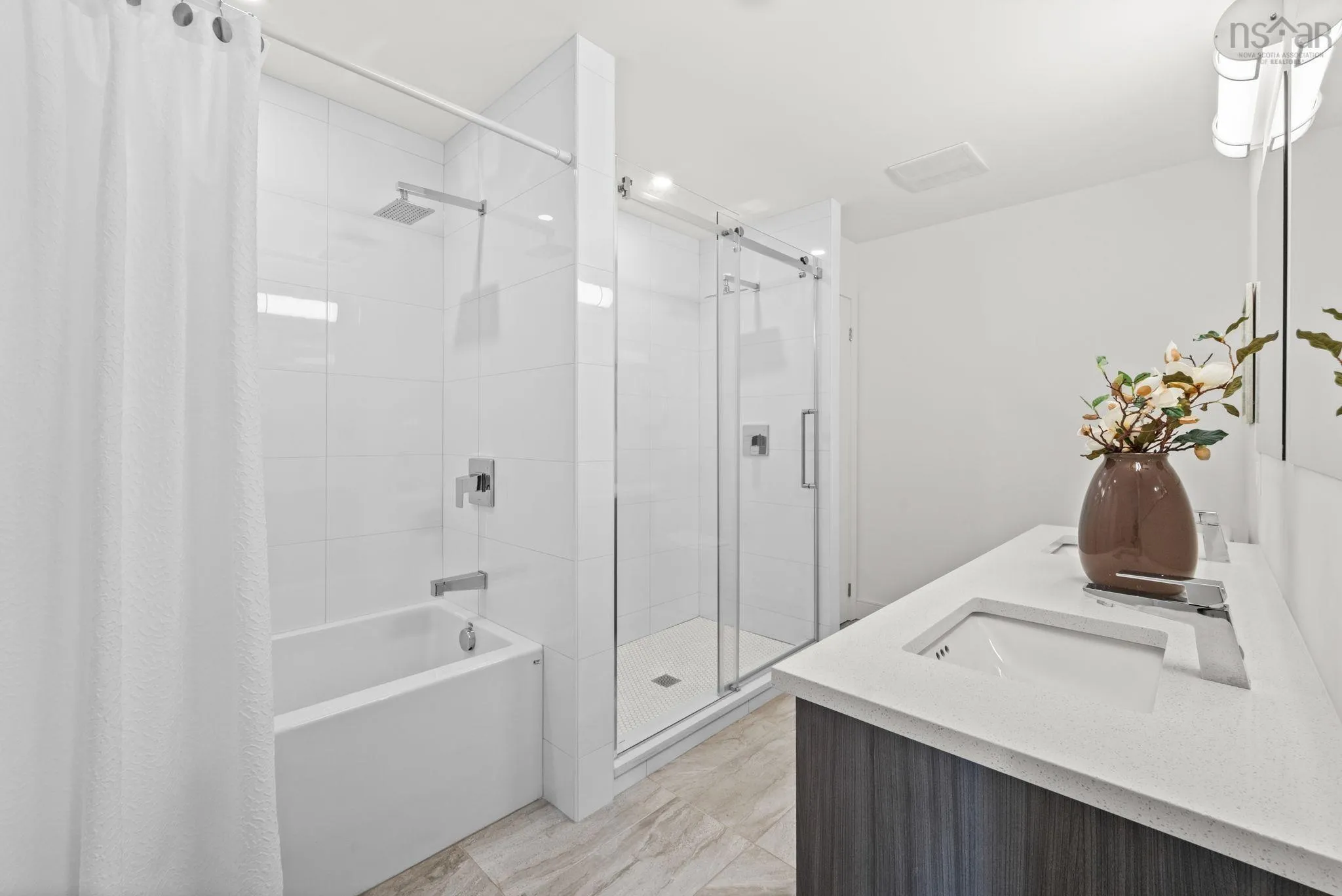 1704-72 Seapoint Road, Dartmouth, NS B3B 0R8, 2 Bedrooms Bedrooms, ,2 BathroomsBathrooms,Residential,For Sale,Seapoint,202519969