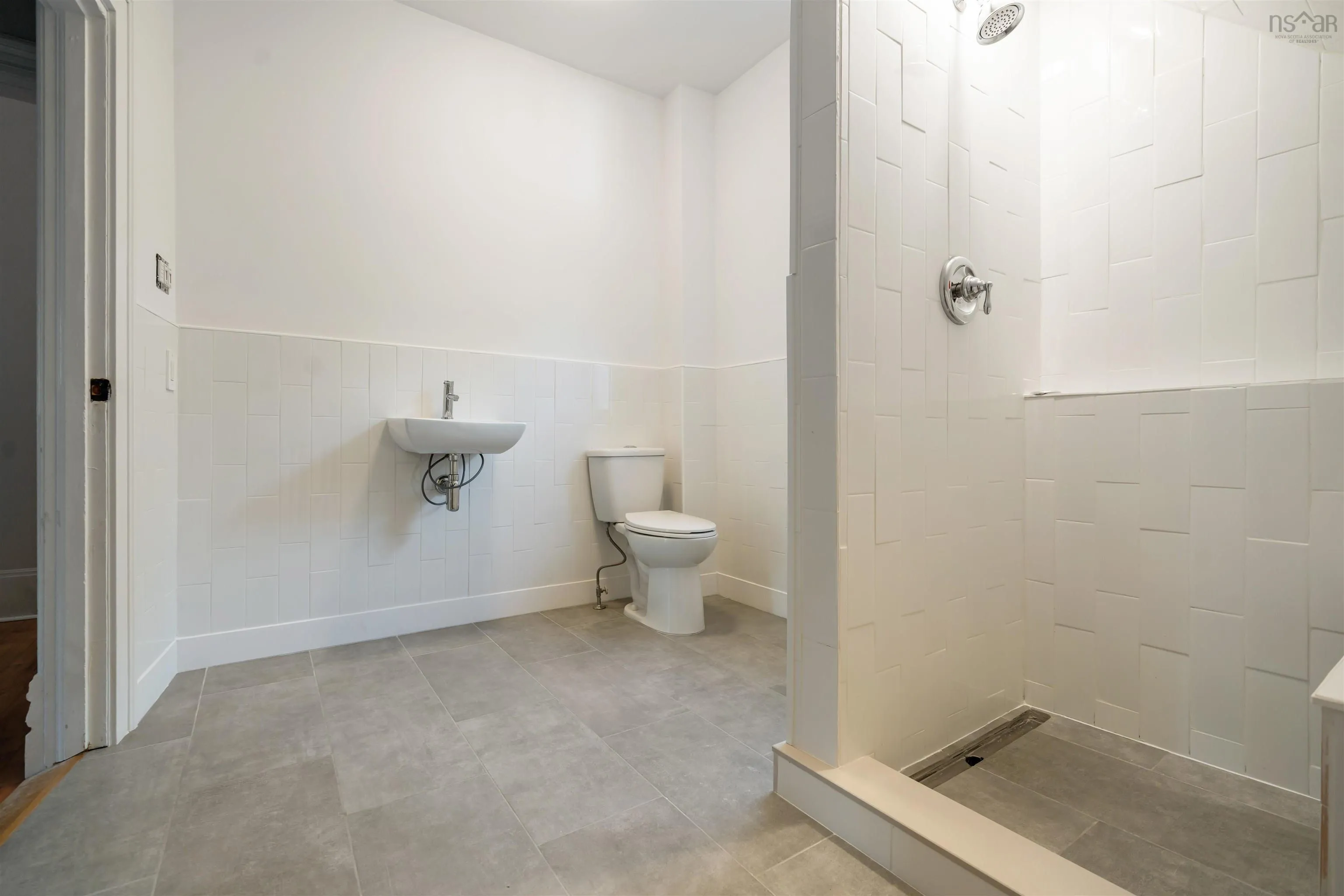 84 Elm Street, New Glasgow, NS B2H 1X4, 2 Bedrooms Bedrooms, ,2 BathroomsBathrooms,Residential,For Sale,Elm,202522658