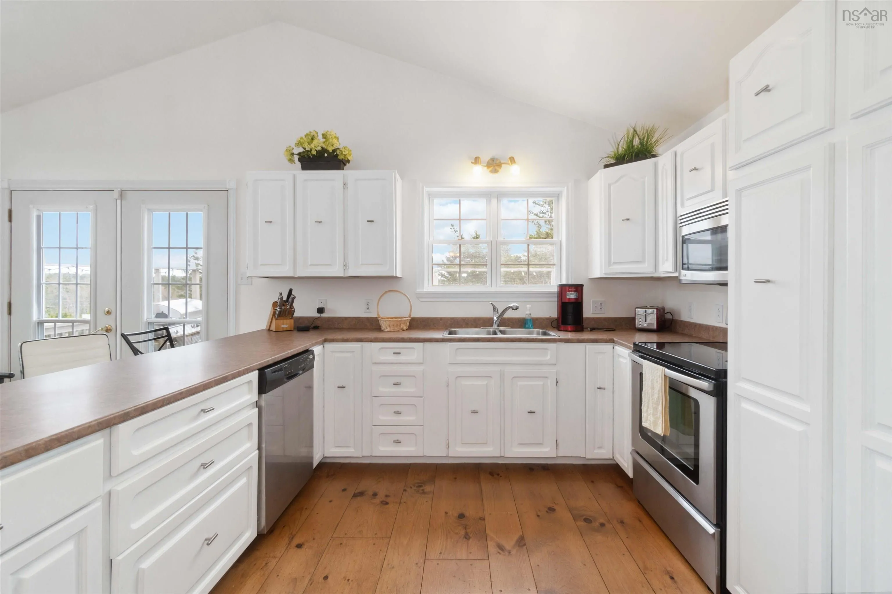180 Murphys Road, Murphy Cove Ns B0j 3h0, 3 Bedrooms Bedrooms, ,2 BathroomsBathrooms,Residential,For Sale,Murphys,202408339
