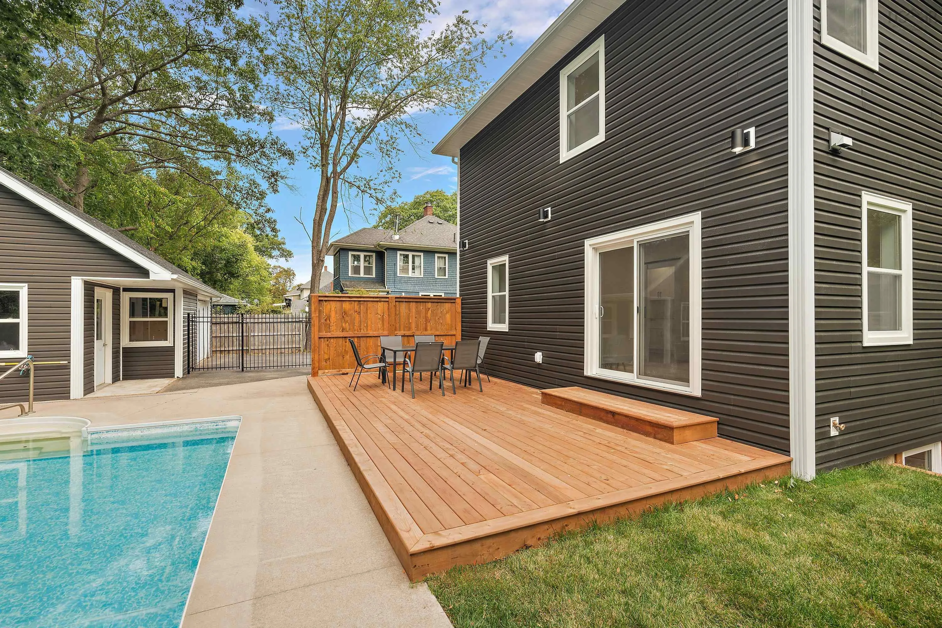 4 Caldwell Avenue, Kentville, NS B4N 2C6, 3 Bedrooms Bedrooms, ,3 BathroomsBathrooms,Residential,For Sale,Caldwell,202523125