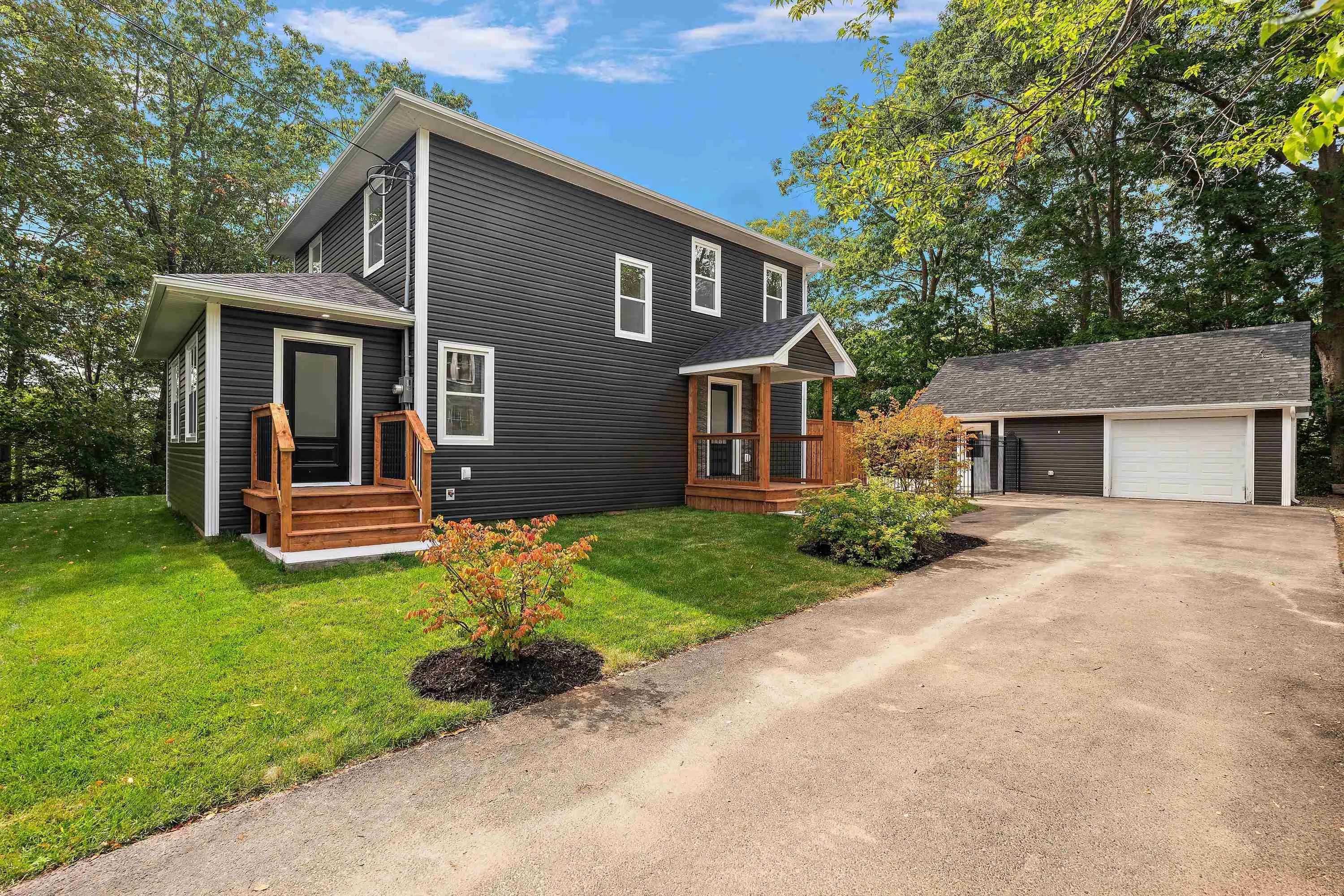4 Caldwell Avenue, Kentville, NS B4N 2C6, 3 Bedrooms Bedrooms, ,3 BathroomsBathrooms,Residential,For Sale,Caldwell,202523125