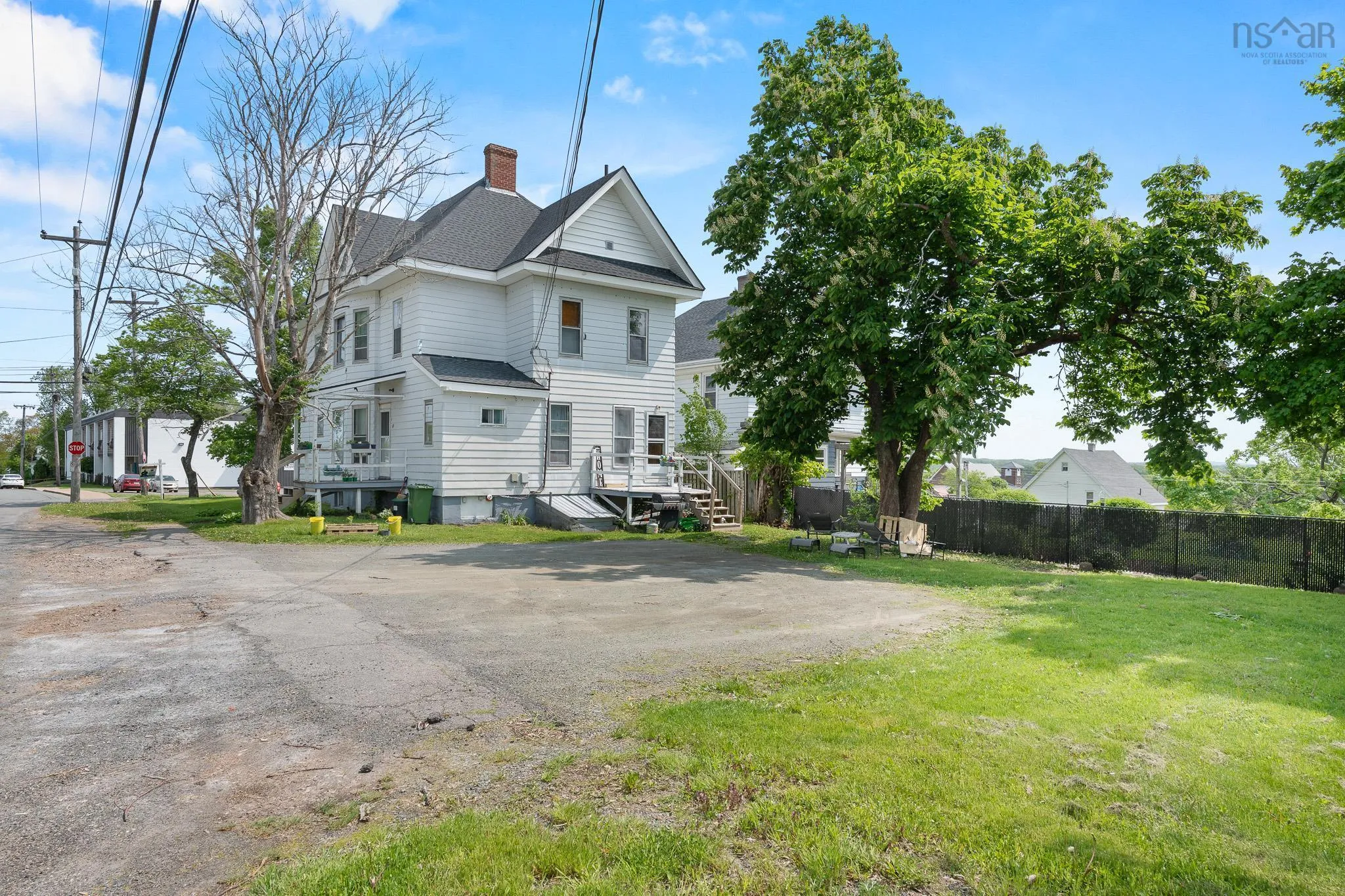 105 Park Street, Stellarton Ns B0k 1s0, 4 Bedrooms Bedrooms, ,Residential Income,For Sale,Park,202506318