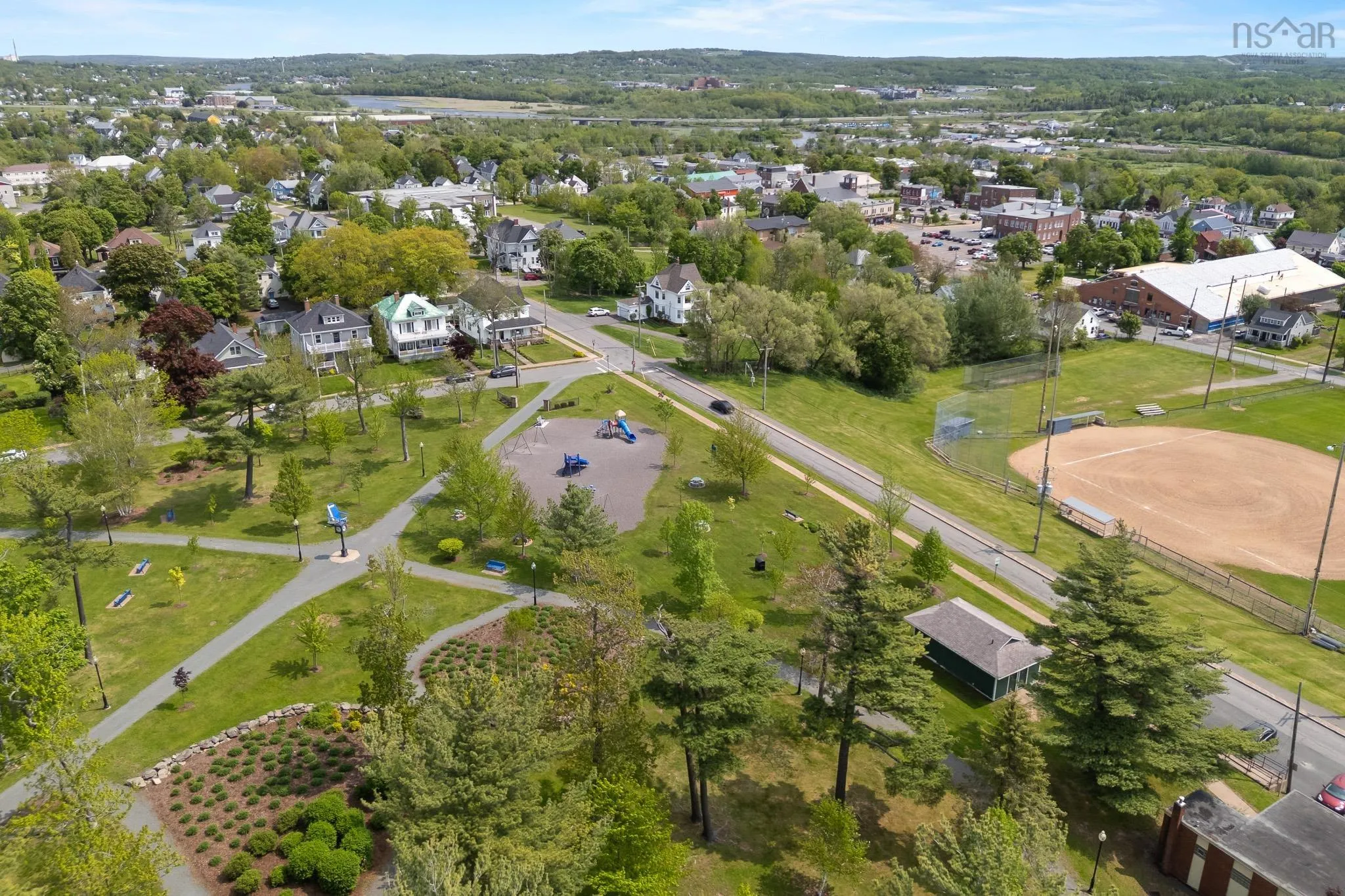 105 Park Street, Stellarton Ns B0k 1s0, 4 Bedrooms Bedrooms, ,Residential Income,For Sale,Park,202506318
