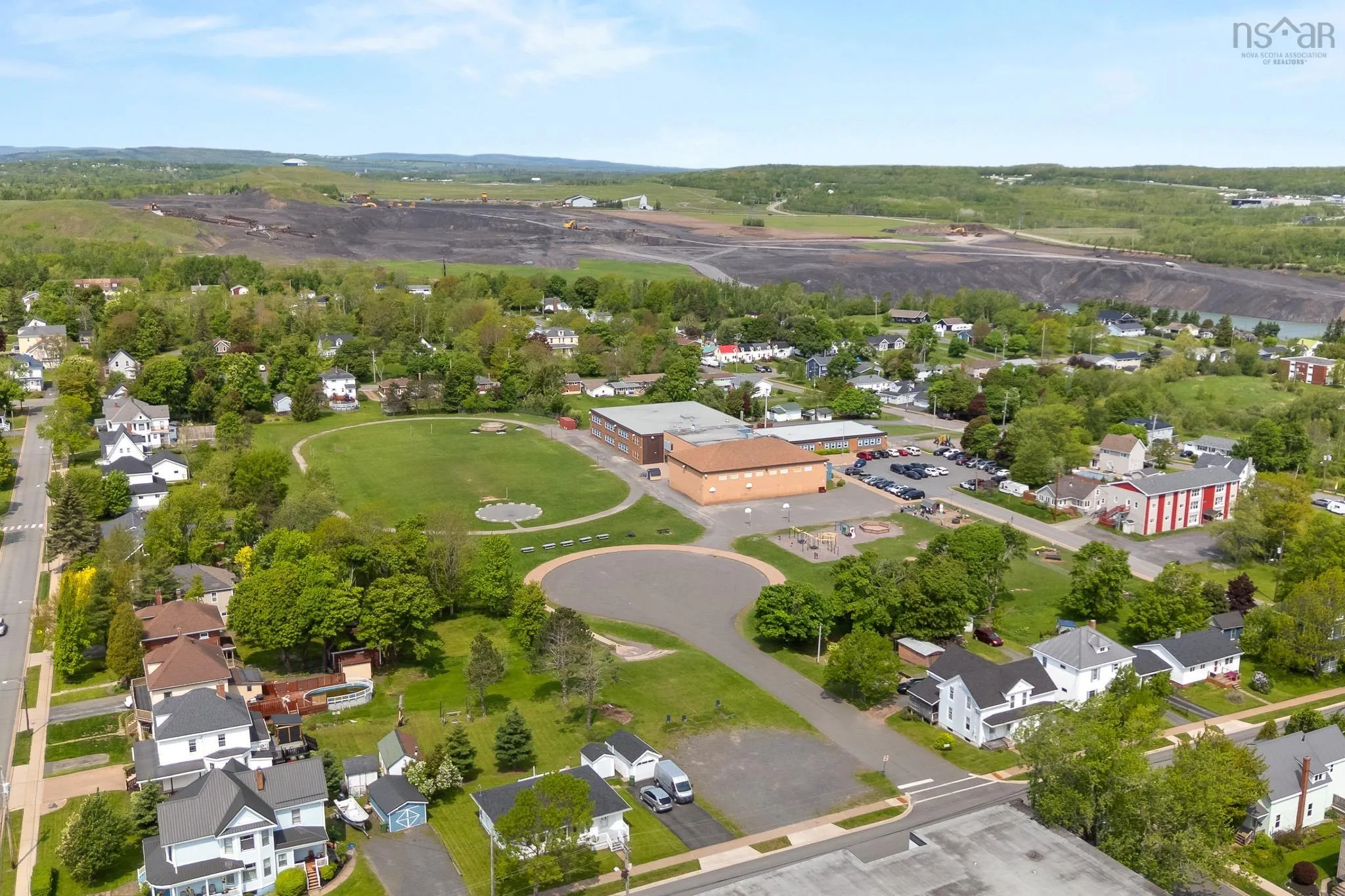 105 Park Street, Stellarton Ns B0k 1s0, 4 Bedrooms Bedrooms, ,Residential Income,For Sale,Park,202506318