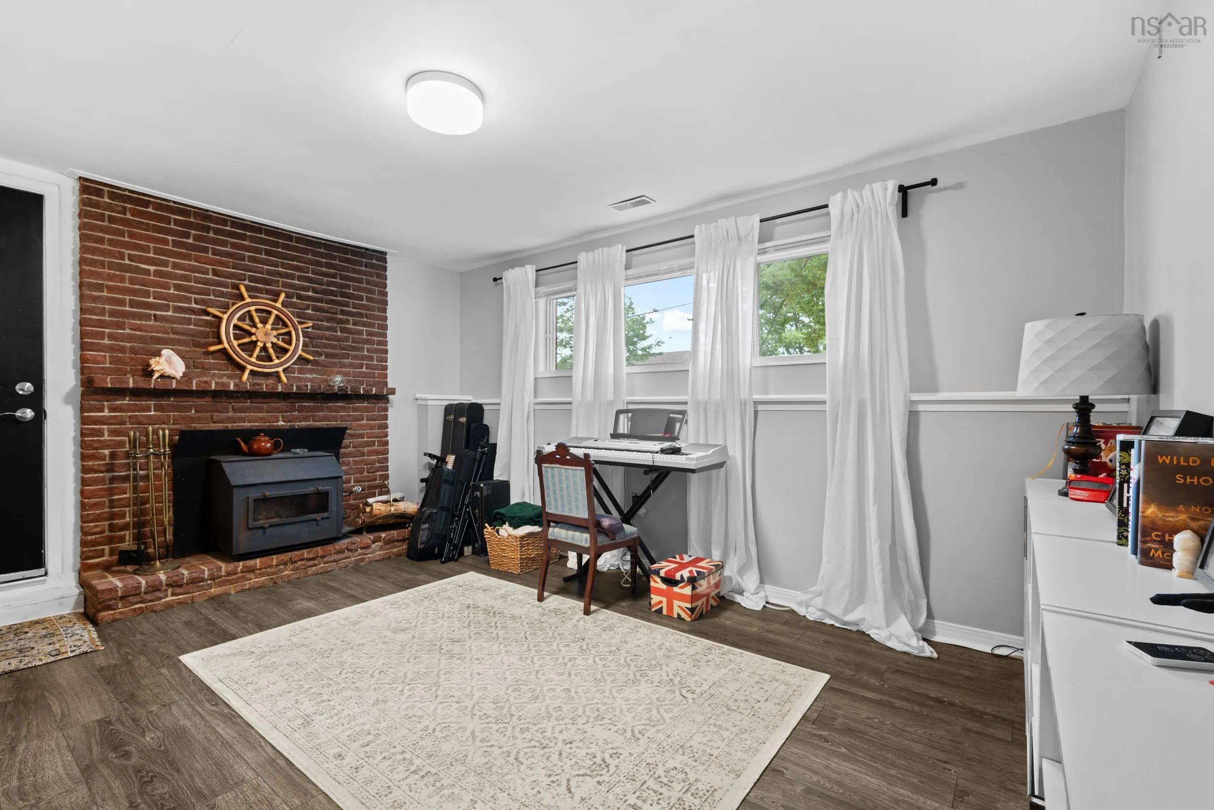 4 Orquel Court, Dartmouth, NS B2W 4Z3, 4 Bedrooms Bedrooms, ,3 BathroomsBathrooms,Residential,For Sale,Orquel,202520695
