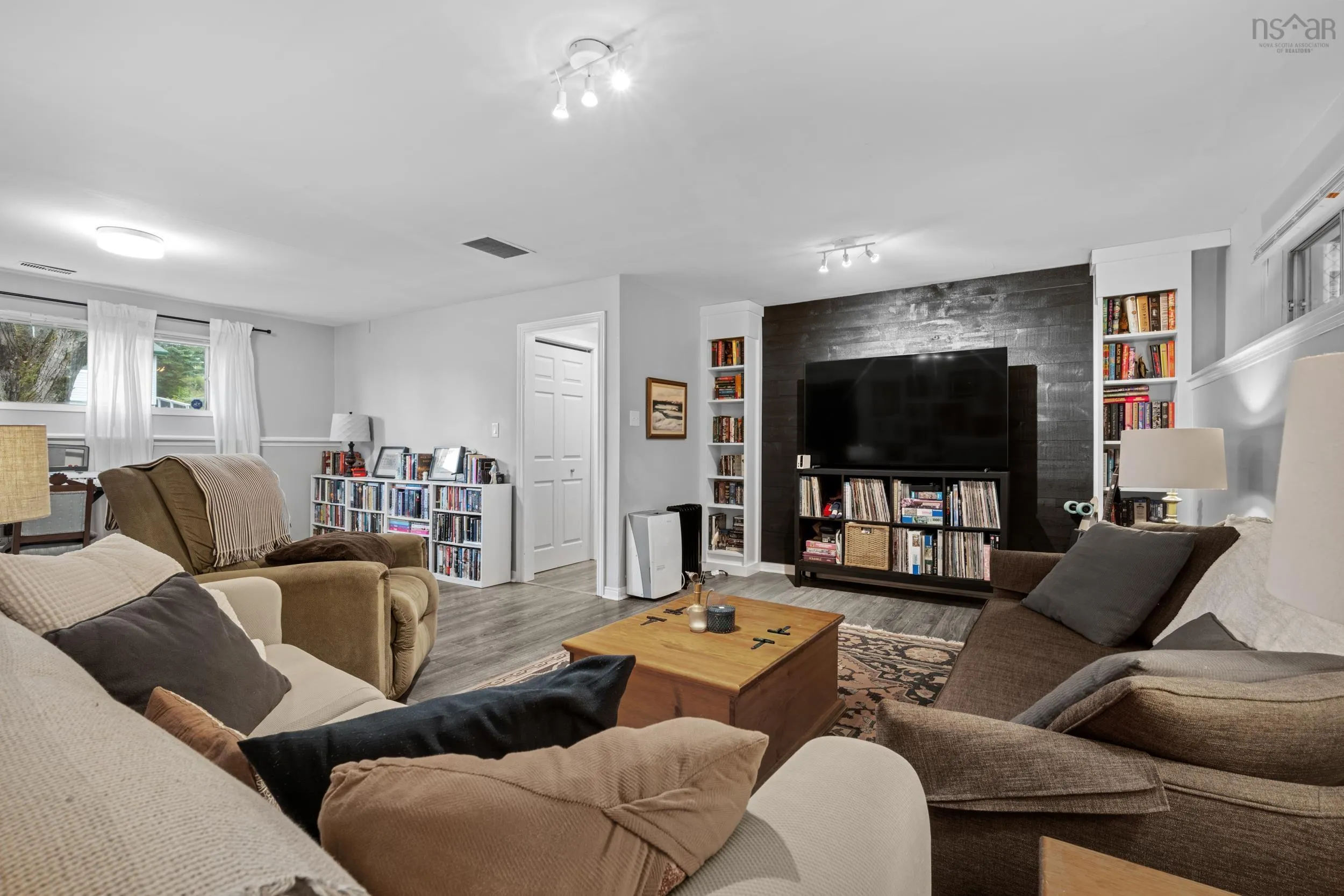 4 Orquel Court, Dartmouth, NS B2W 4Z3, 4 Bedrooms Bedrooms, ,3 BathroomsBathrooms,Residential,For Sale,Orquel,202520695