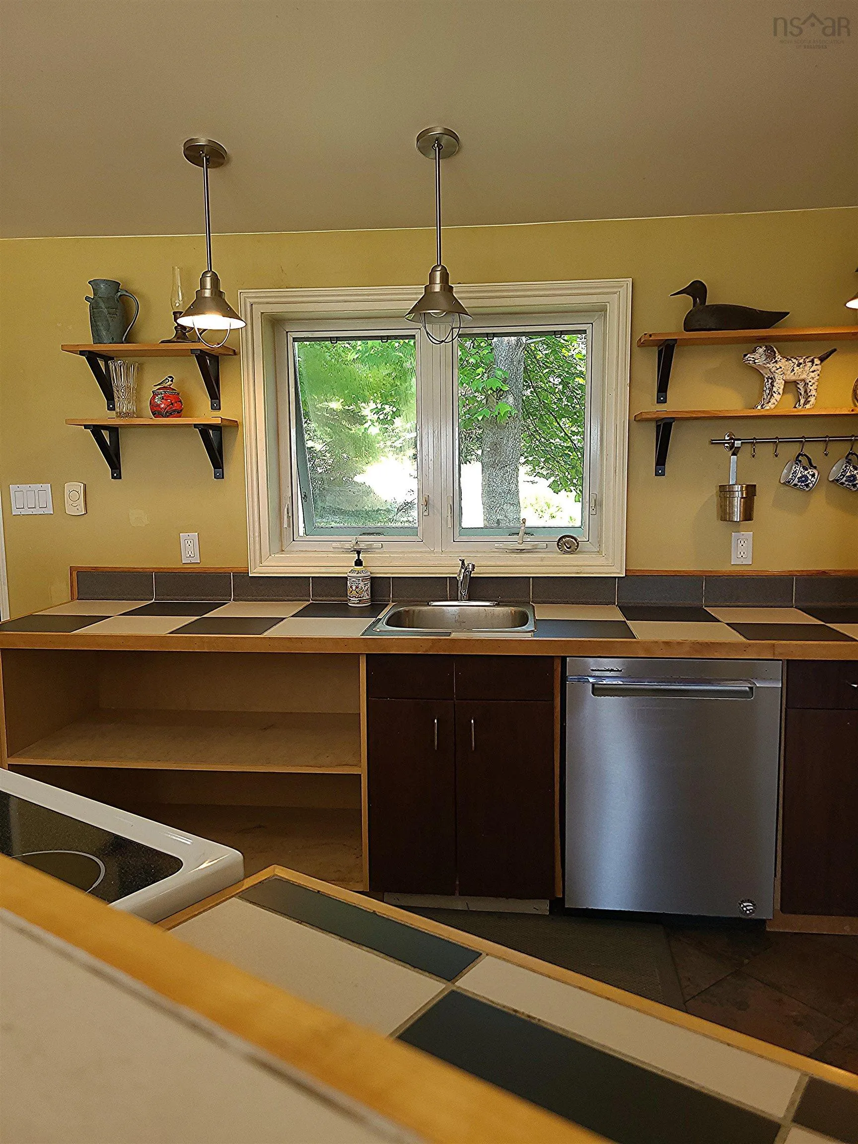 8518 St. Margarets Bay Road, Black Point, NS B0J 1T0, 1 Bedroom Bedrooms, ,1 BathroomBathrooms,Residential,For Sale,St. Margarets Bay,202518824