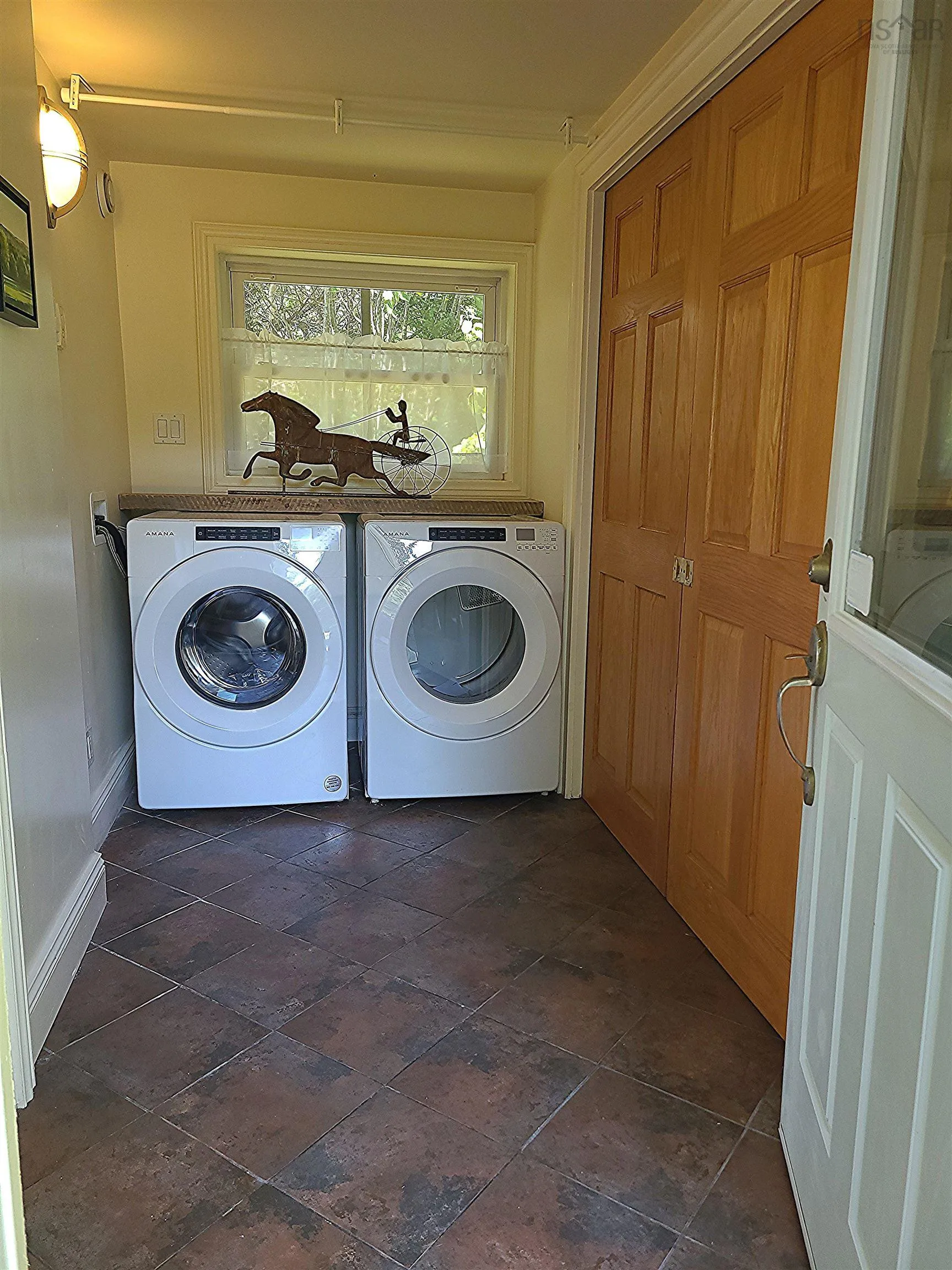 8518 St. Margarets Bay Road, Black Point, NS B0J 1T0, 1 Bedroom Bedrooms, ,1 BathroomBathrooms,Residential,For Sale,St. Margarets Bay,202518824