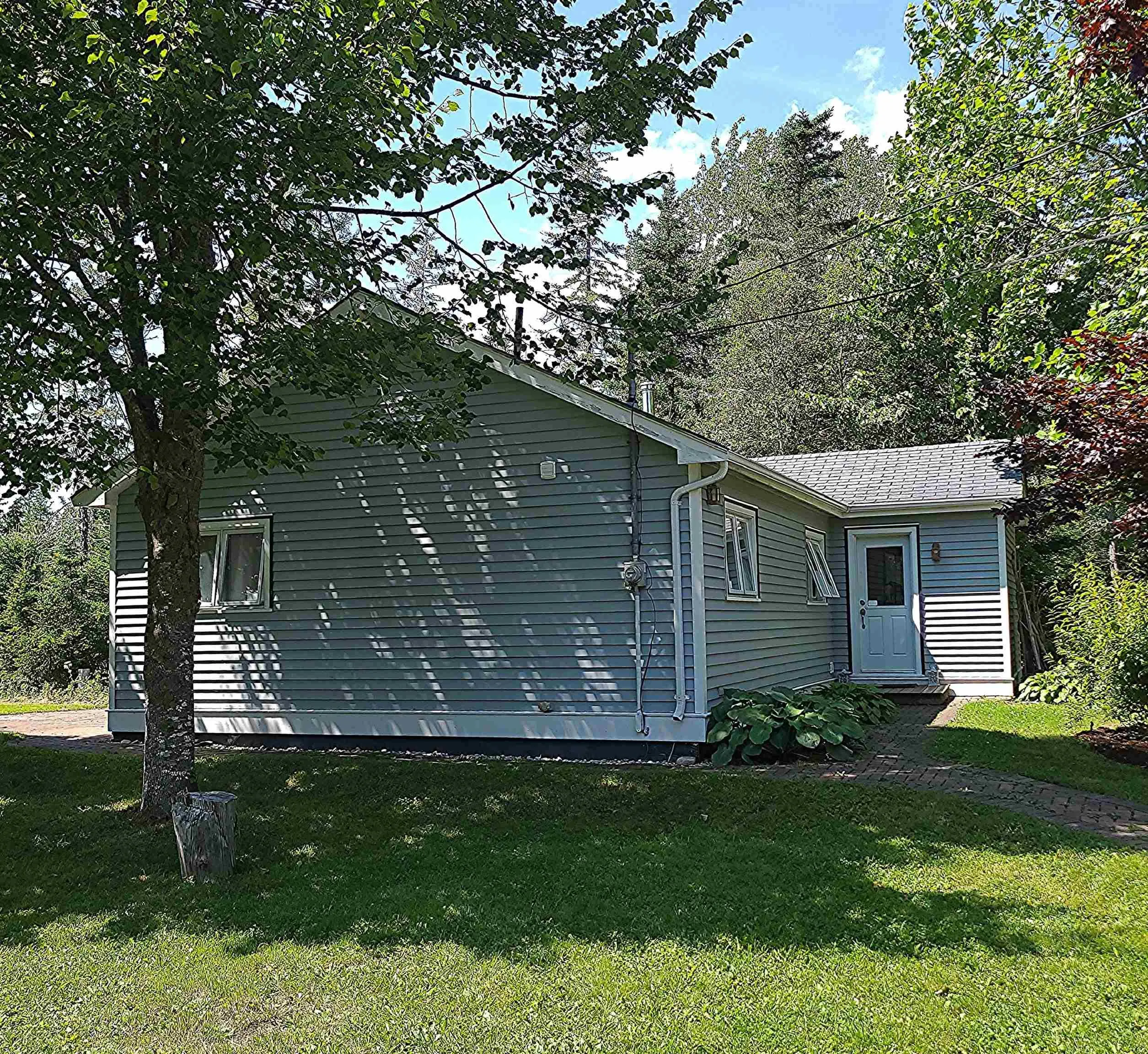 8518 St. Margarets Bay Road, Black Point, NS B0J 1T0, 1 Bedroom Bedrooms, ,1 BathroomBathrooms,Residential,For Sale,St. Margarets Bay,202518824