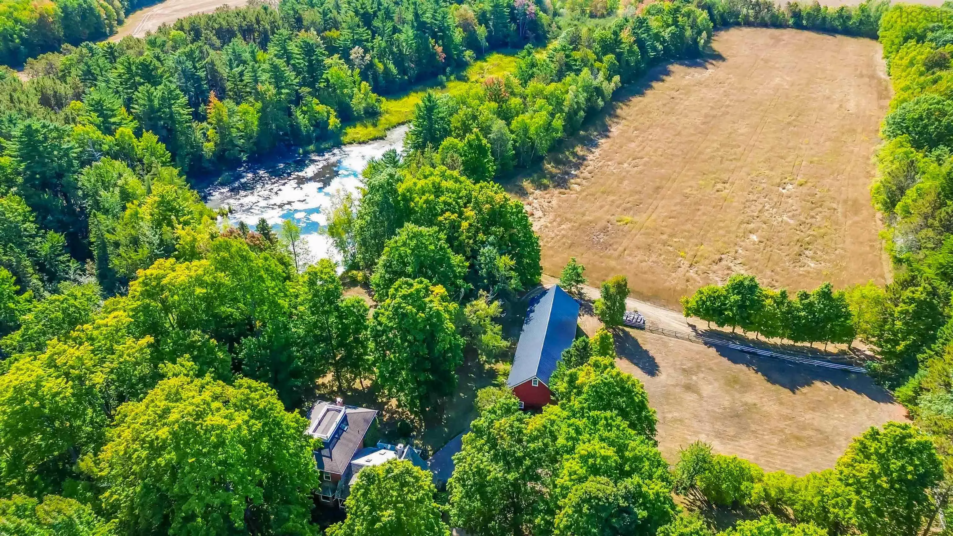 35 Shaw Road, East Berwick, NS B0P 1E0, 4 Bedrooms Bedrooms, ,2 BathroomsBathrooms,Farm,For Sale,Shaw,202523679