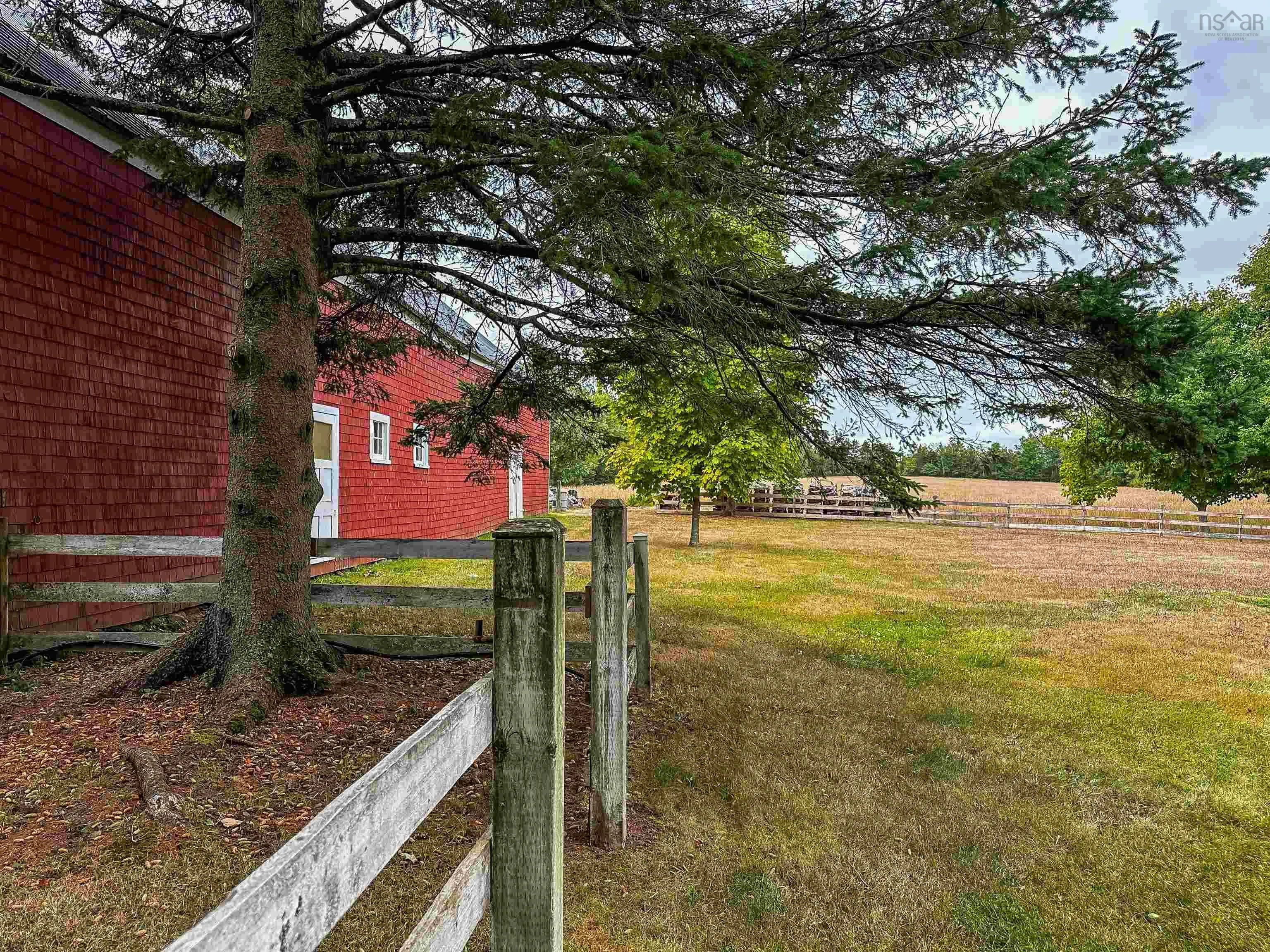 35 Shaw Road, East Berwick, NS B0P 1E0, 4 Bedrooms Bedrooms, ,2 BathroomsBathrooms,Farm,For Sale,Shaw,202523679