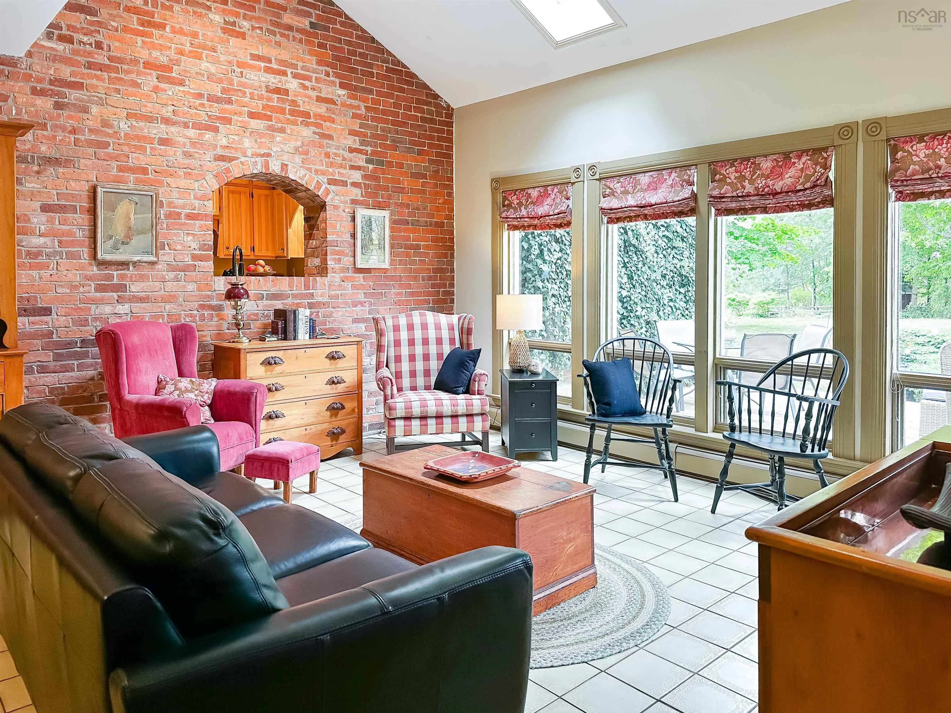 35 Shaw Road, East Berwick, NS B0P 1E0, 4 Bedrooms Bedrooms, ,2 BathroomsBathrooms,Farm,For Sale,Shaw,202523679